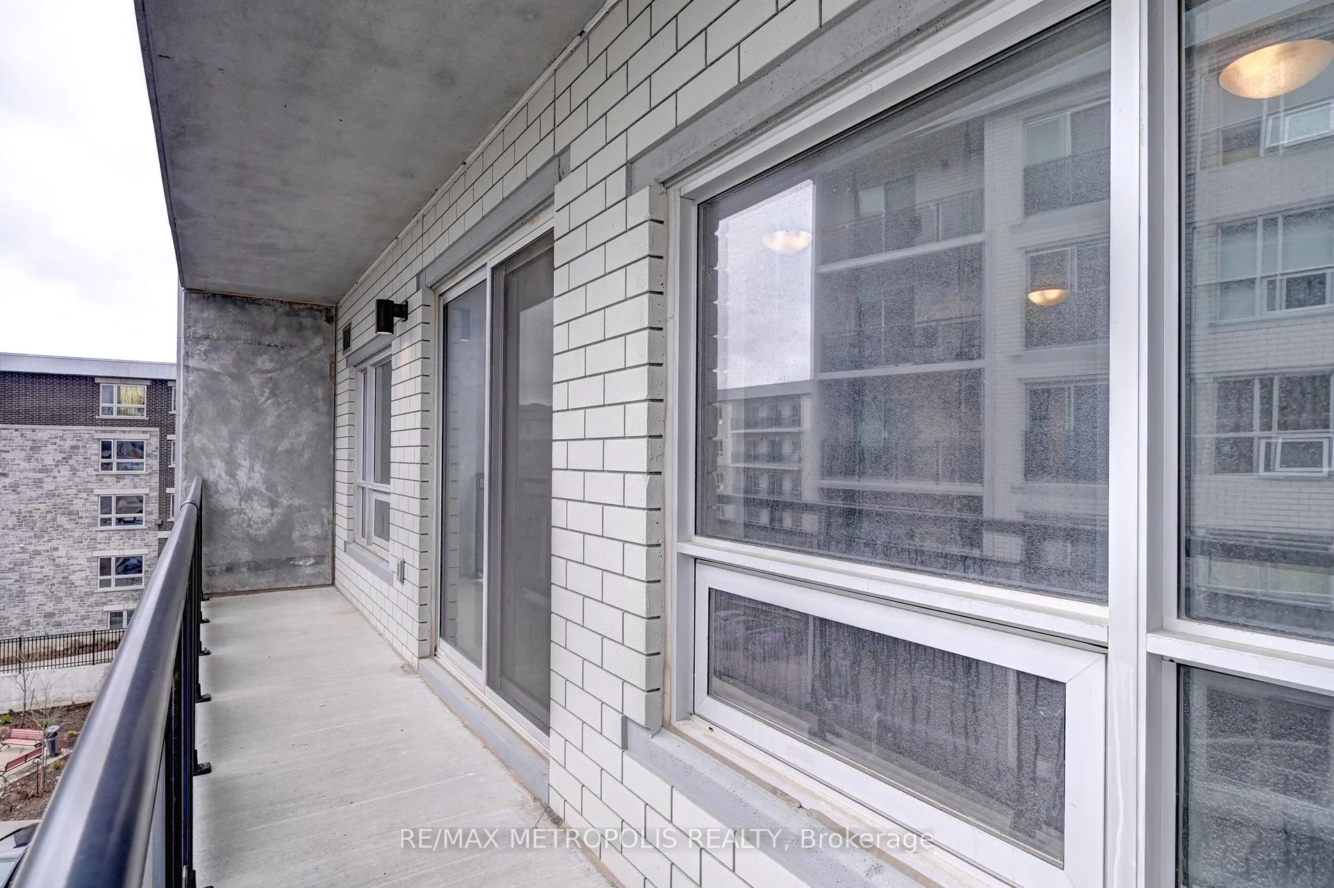 Photo 28 of Unit F305, 275 Larch St, Waterloo, Lakeshore Village — HOMEH