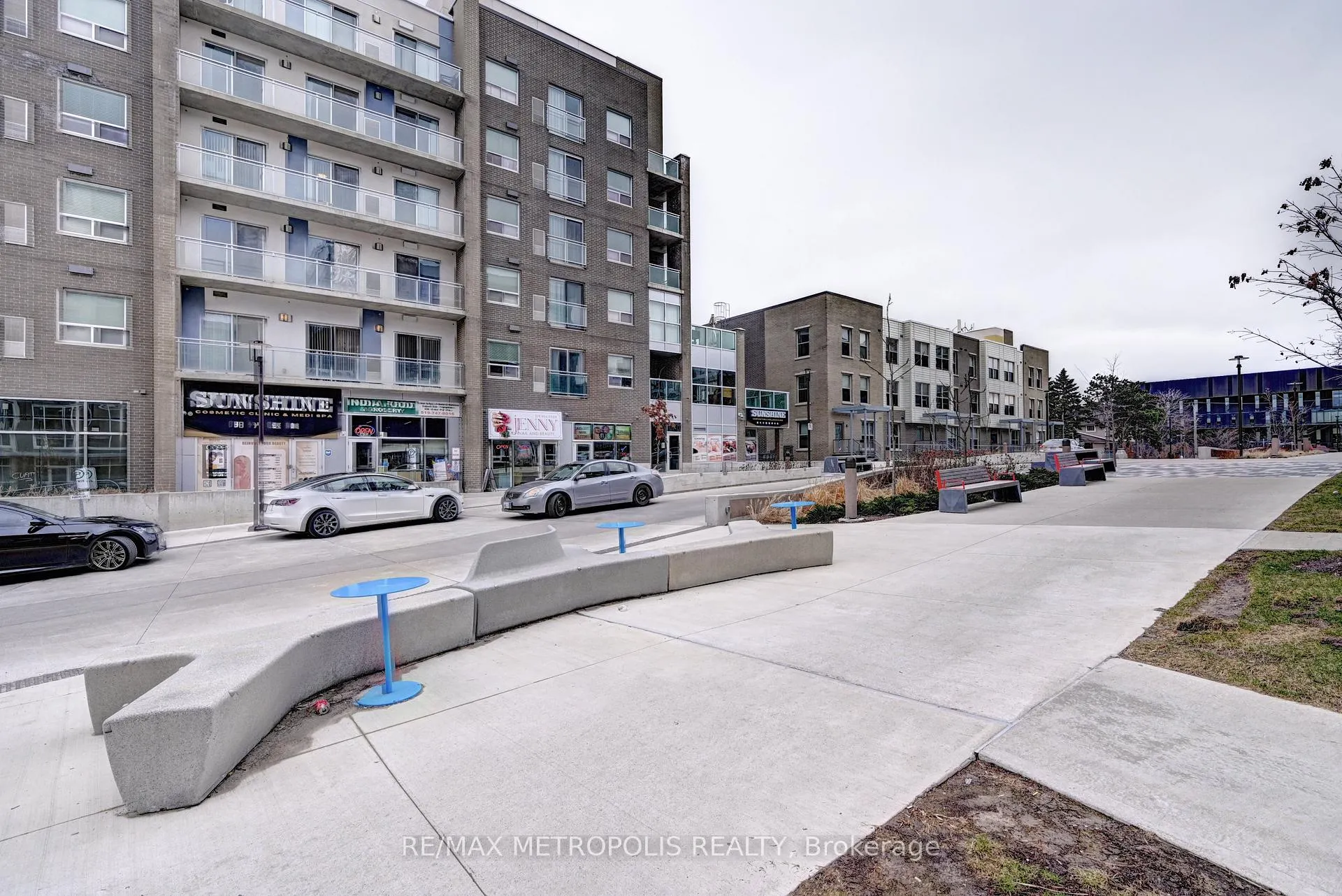 Photo 31 of Unit F305, 275 Larch St, Waterloo, Lakeshore Village — HOMEH