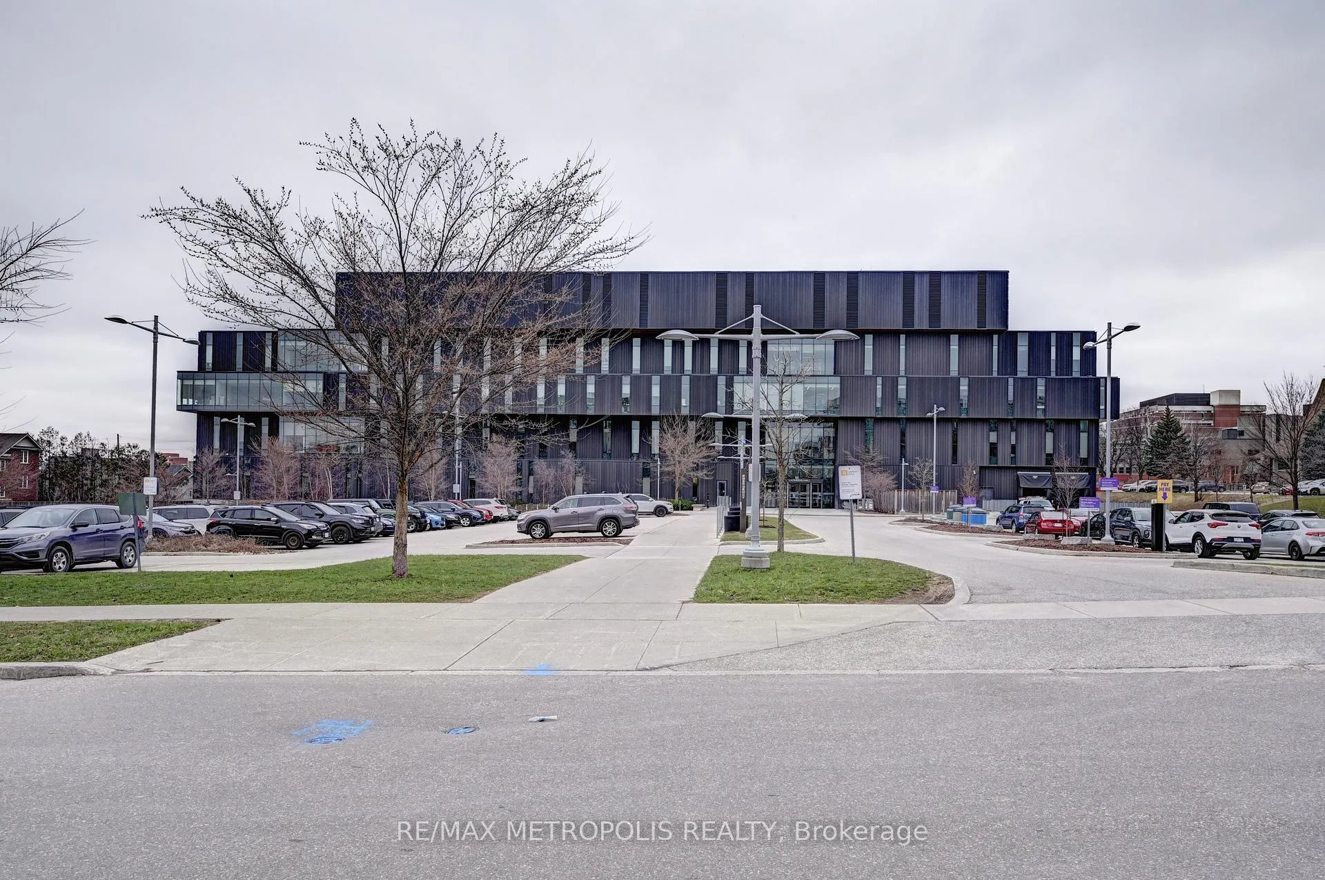 Photo 33 of Unit F305, 275 Larch St, Waterloo, Lakeshore Village — HOMEH