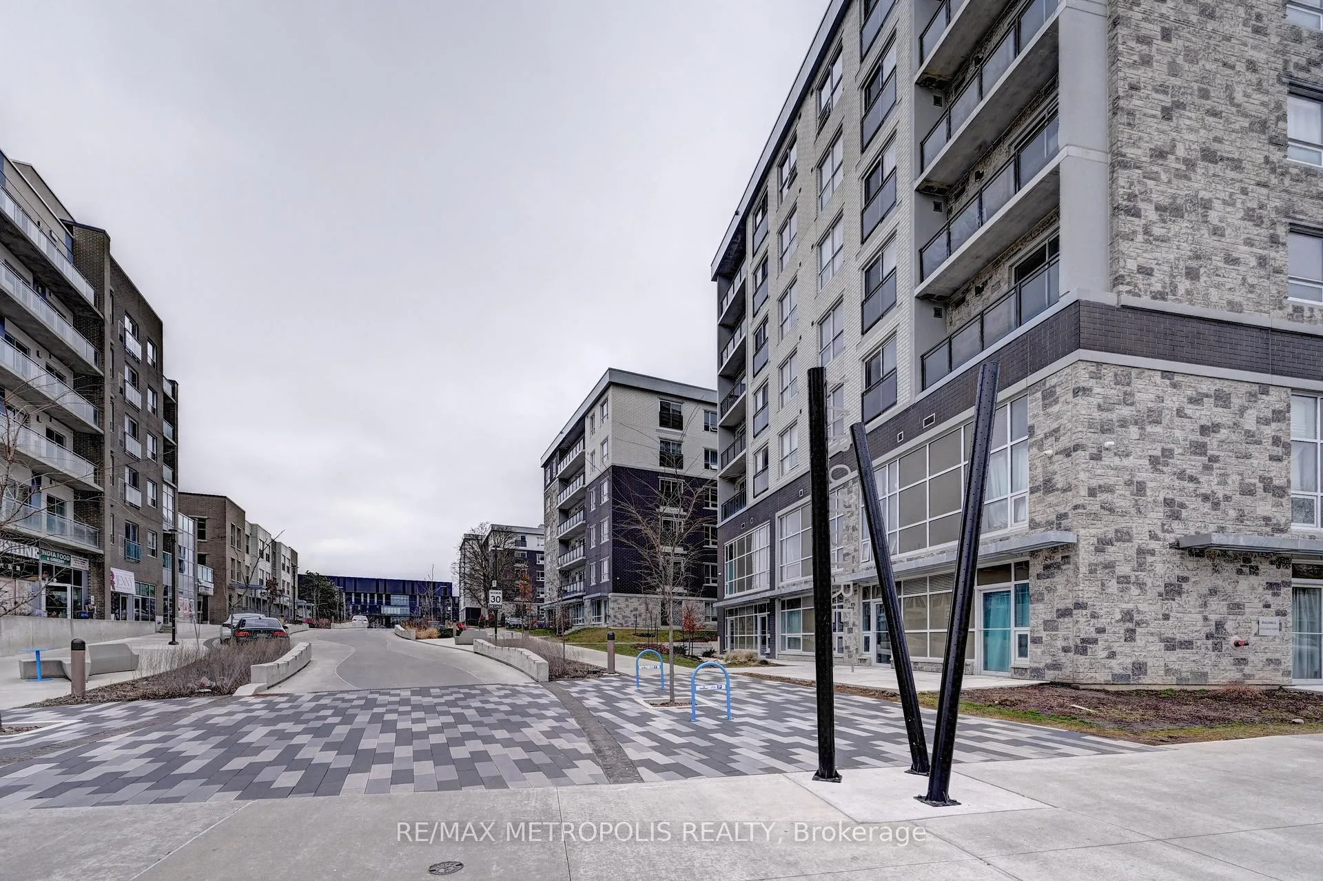 Photo 35 of Unit F305, 275 Larch St, Waterloo, Lakeshore Village — HOMEH