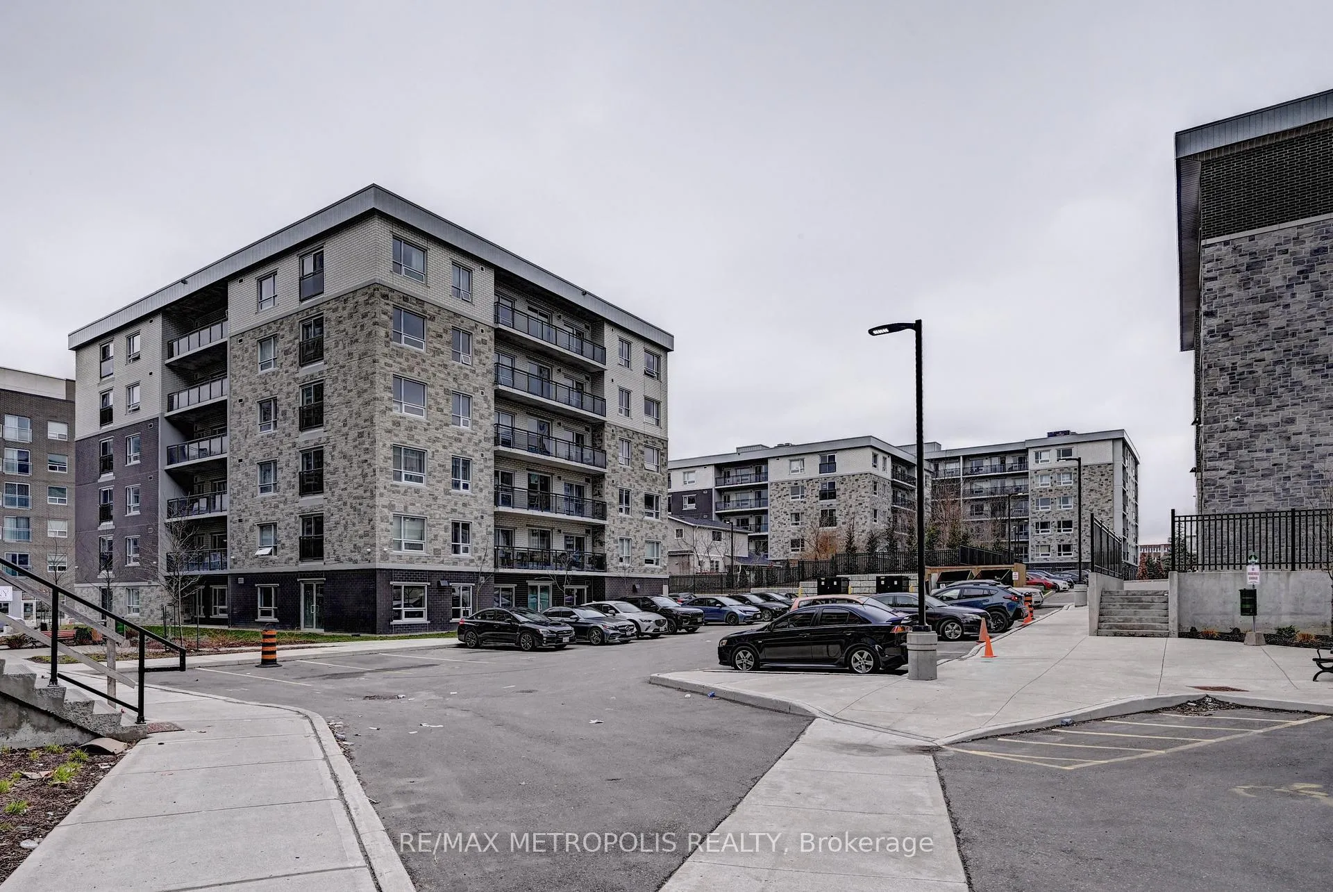 Photo 36 of Unit F305, 275 Larch St, Waterloo, Lakeshore Village — HOMEH