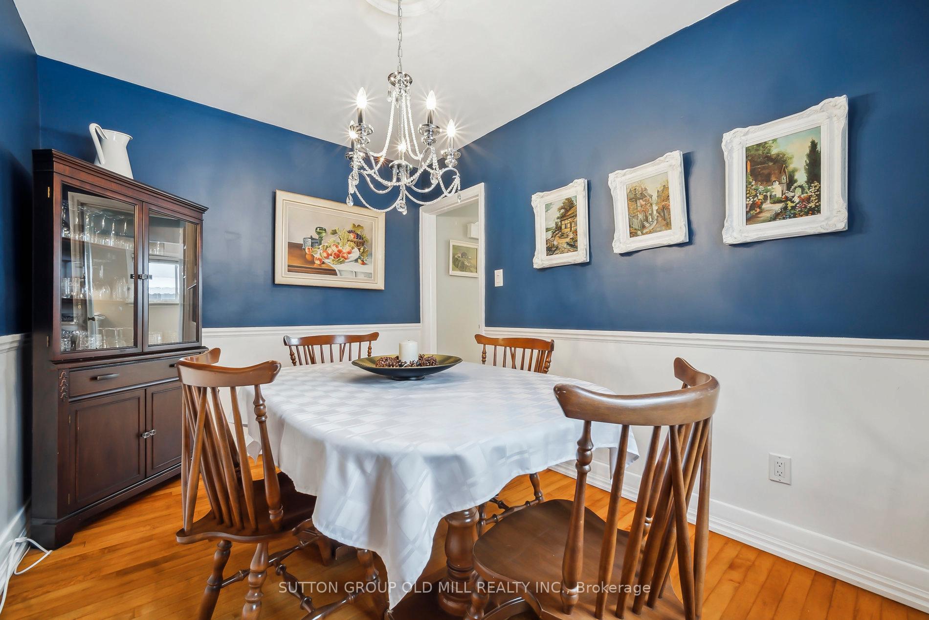 Photo 11 of 29 Vancouver Drive, Guelph, St. George's — HOMEH