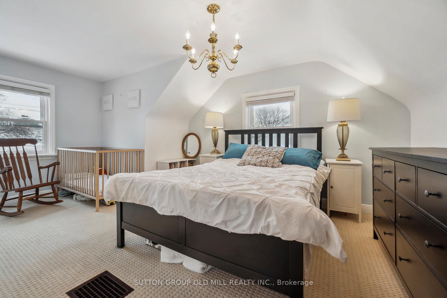 Photo 15 of 29 Vancouver Drive, Guelph, St. George's — HOMEH