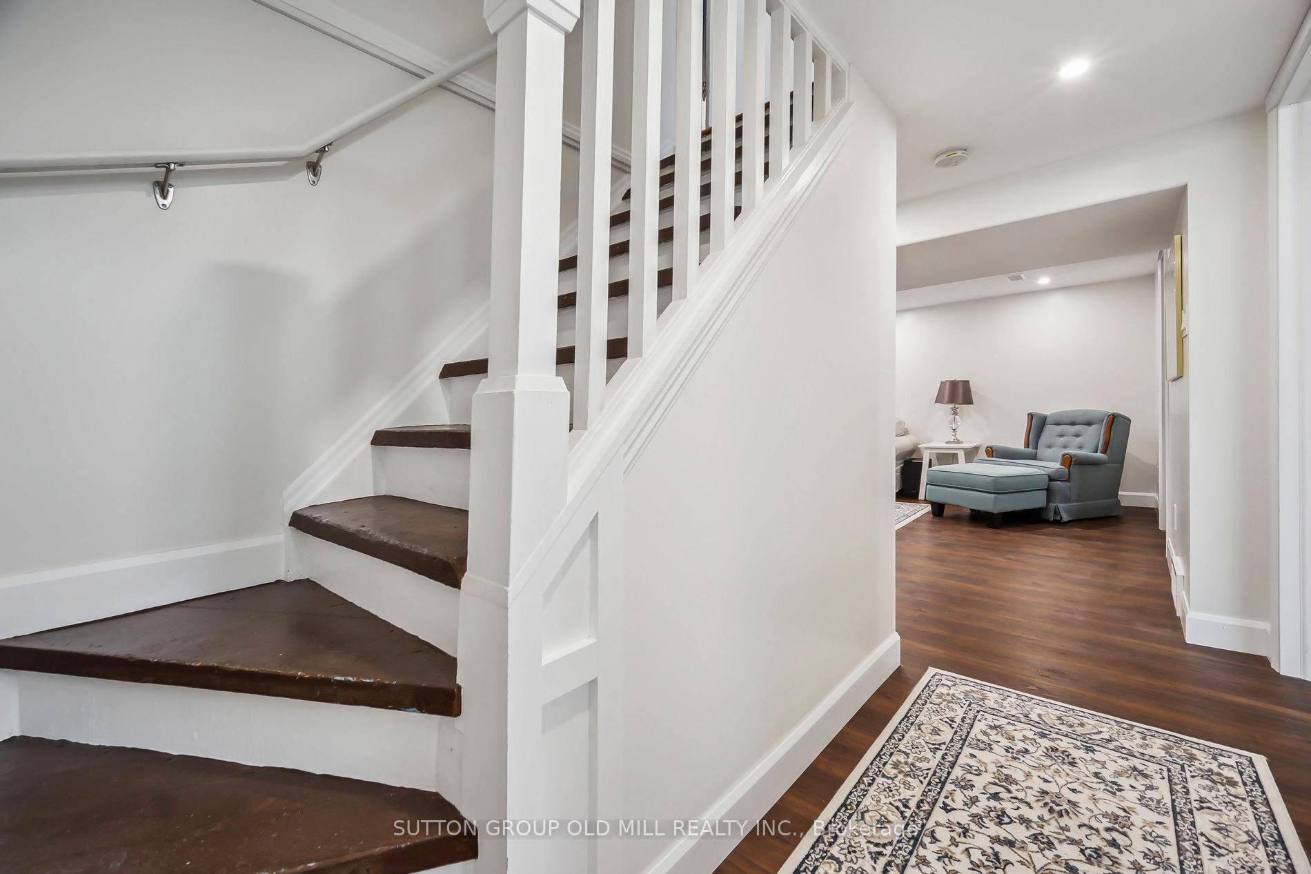 Photo 20 of 29 Vancouver Drive, Guelph, St. George's — HOMEH