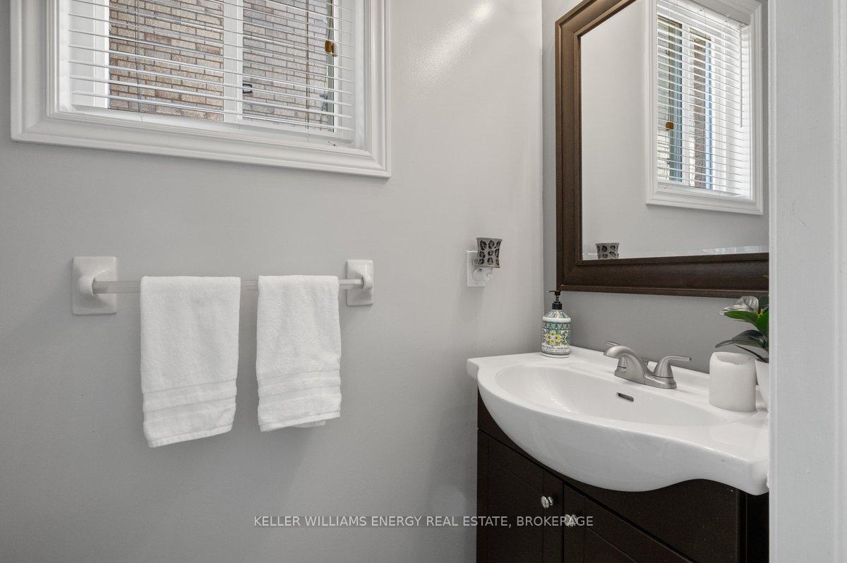 Photo 9 of 147 Nelson Street, Clarington, Bowmanville — HOMEH