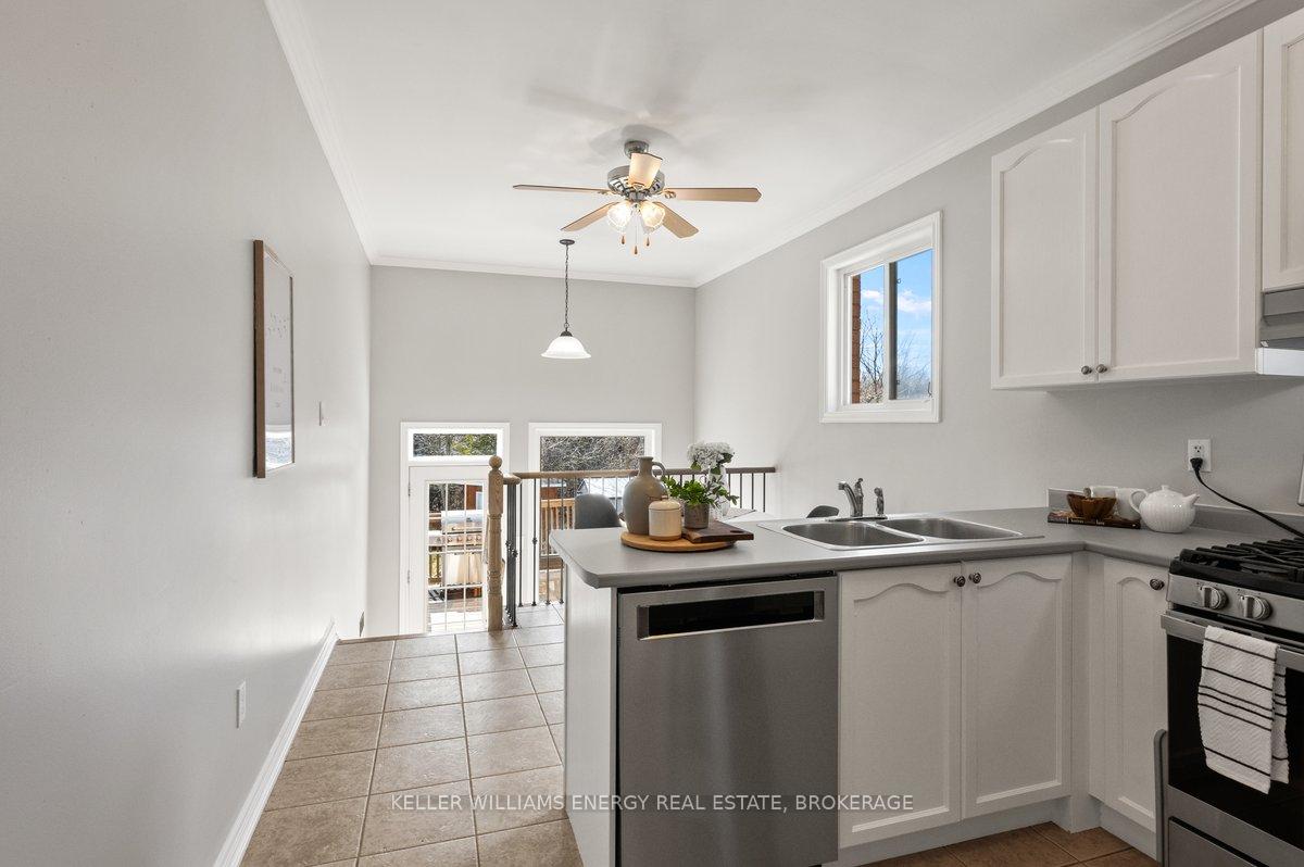Photo 14 of 147 Nelson Street, Clarington, Bowmanville — HOMEH
