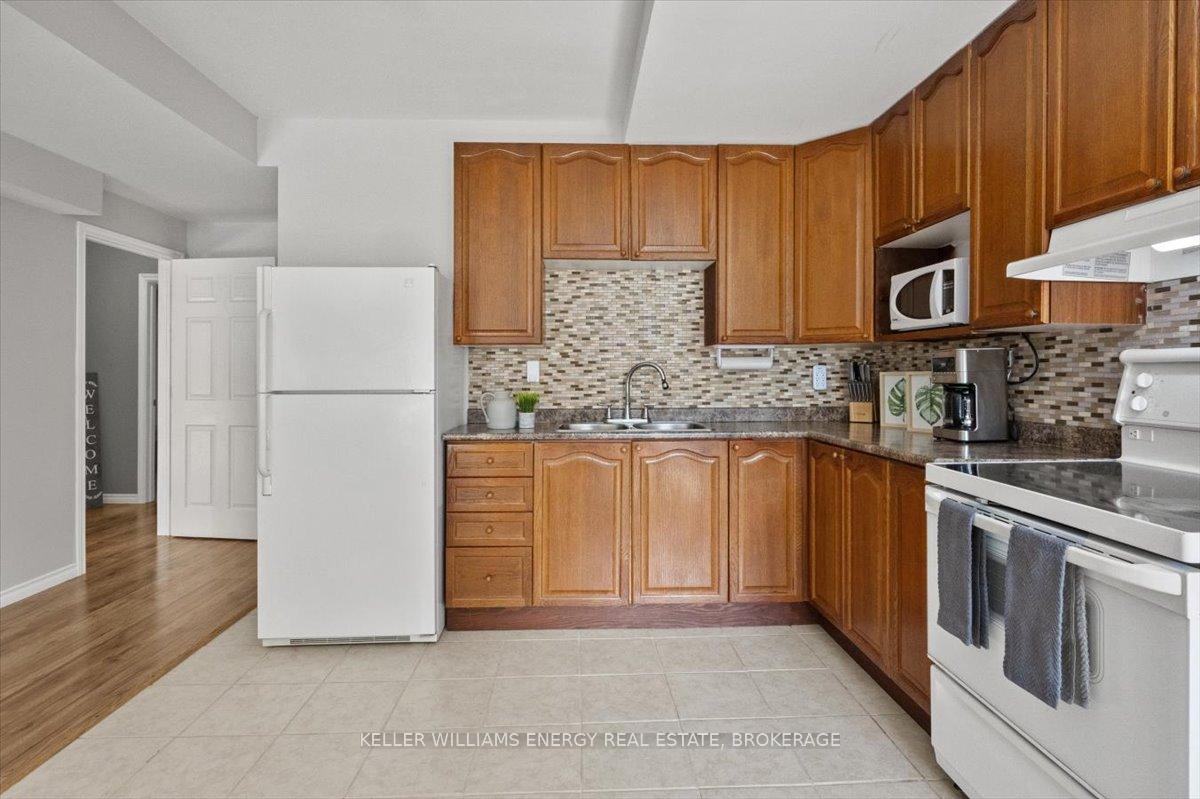 Photo 37 of 147 Nelson Street, Clarington, Bowmanville — HOMEH
