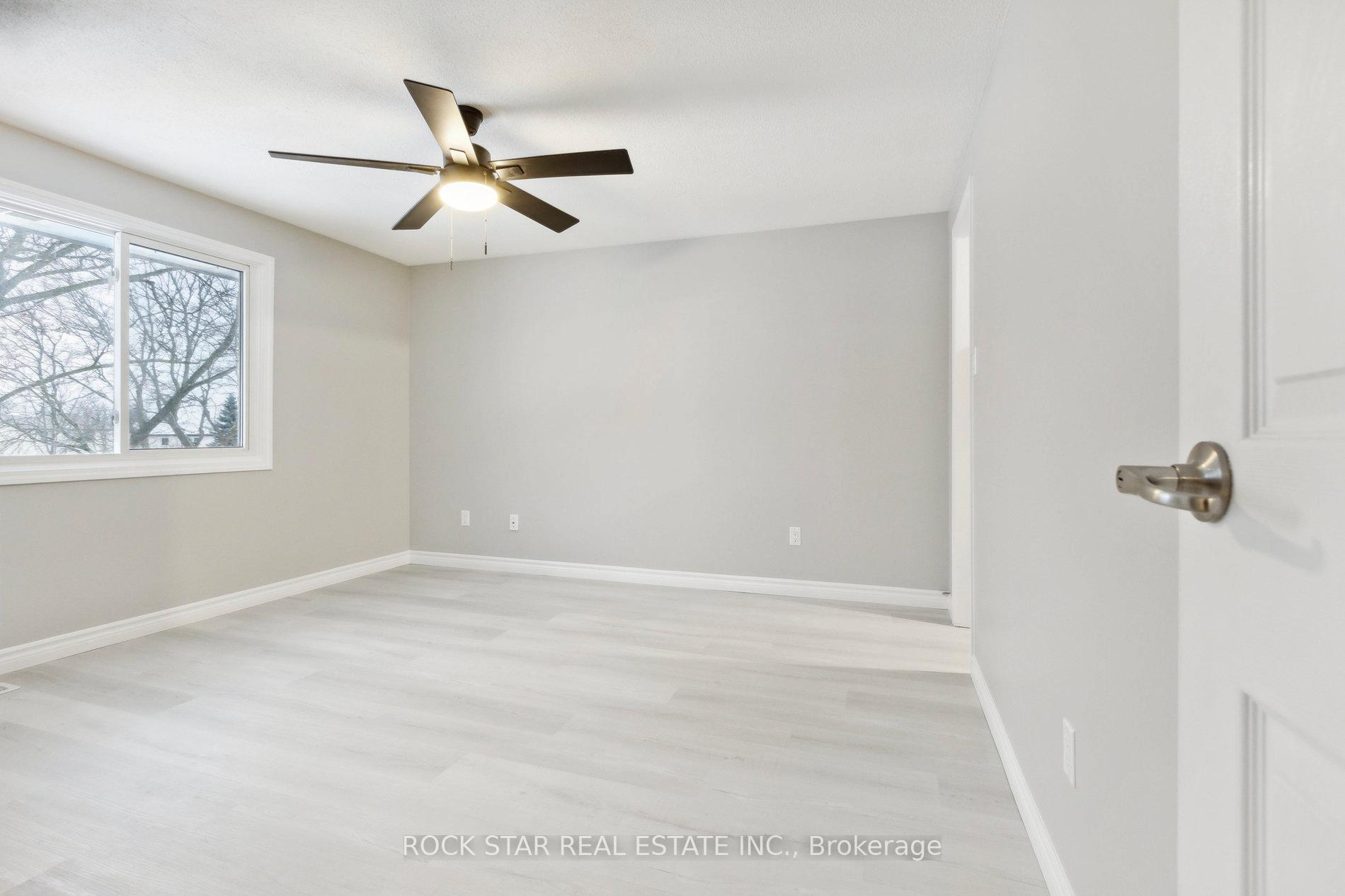 Photo 9 of 33 Upton Crescent, Guelph, Grange Road — HOMEH
