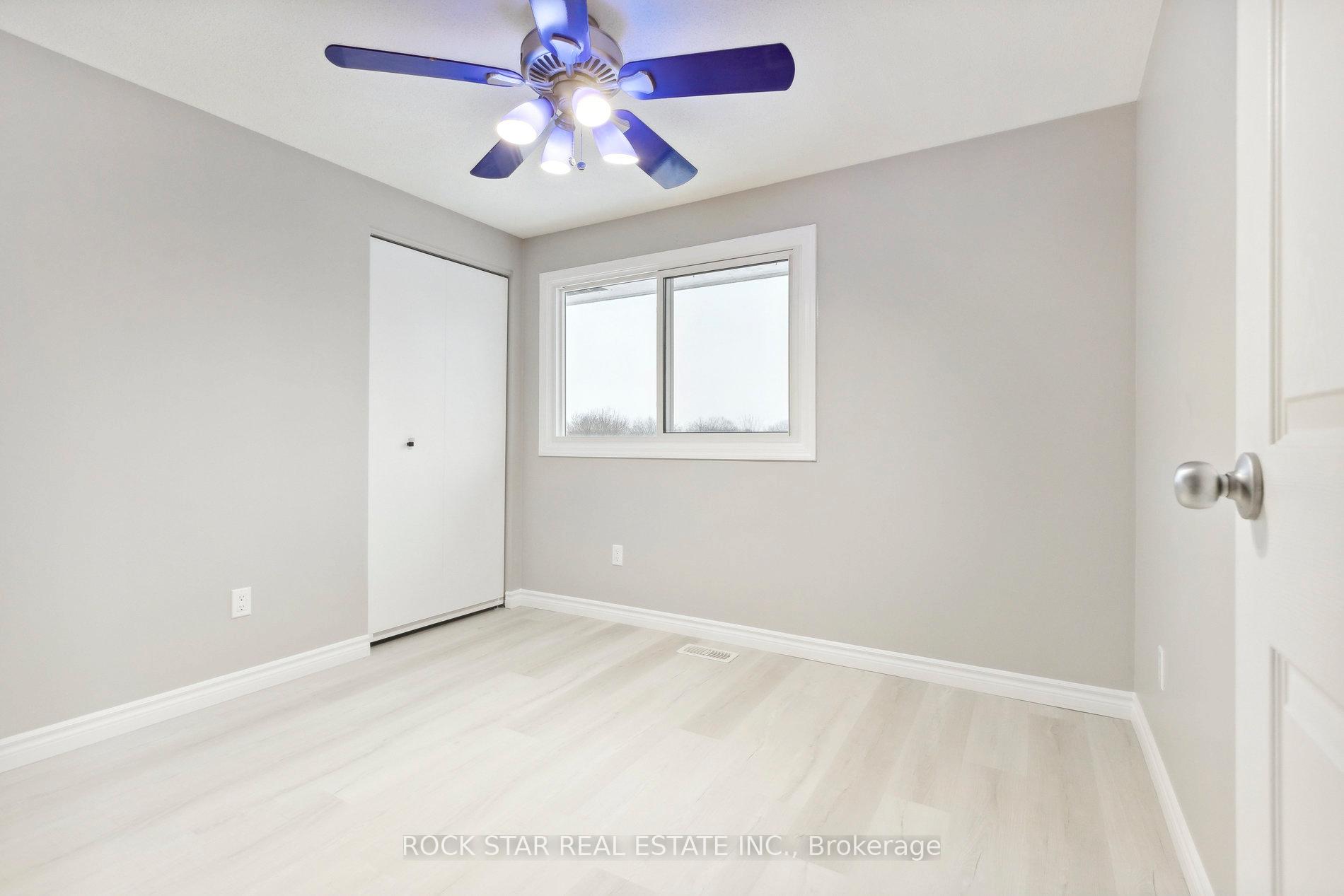 Photo 13 of 33 Upton Crescent, Guelph, Grange Road — HOMEH