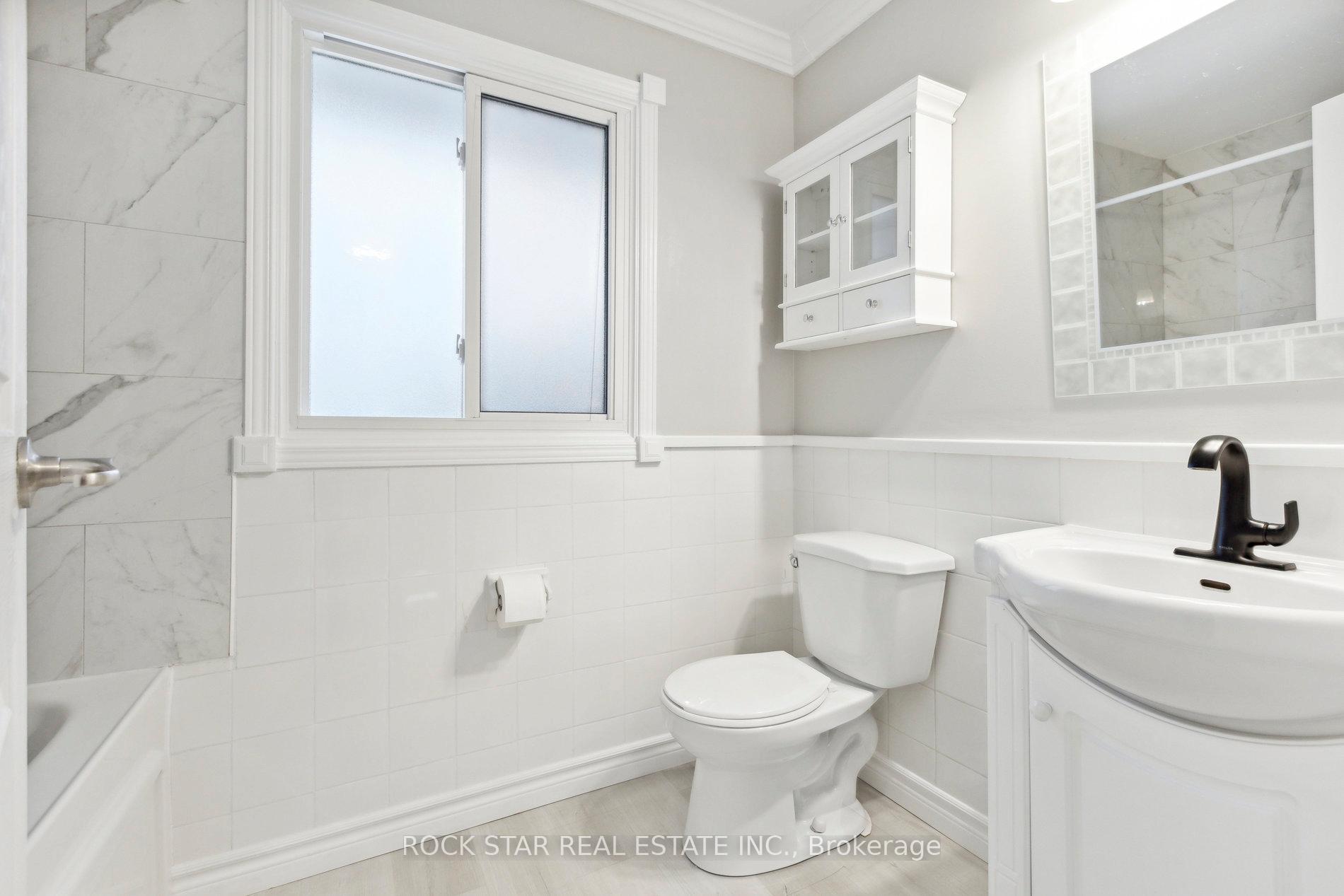 Photo 14 of 33 Upton Crescent, Guelph, Grange Road — HOMEH