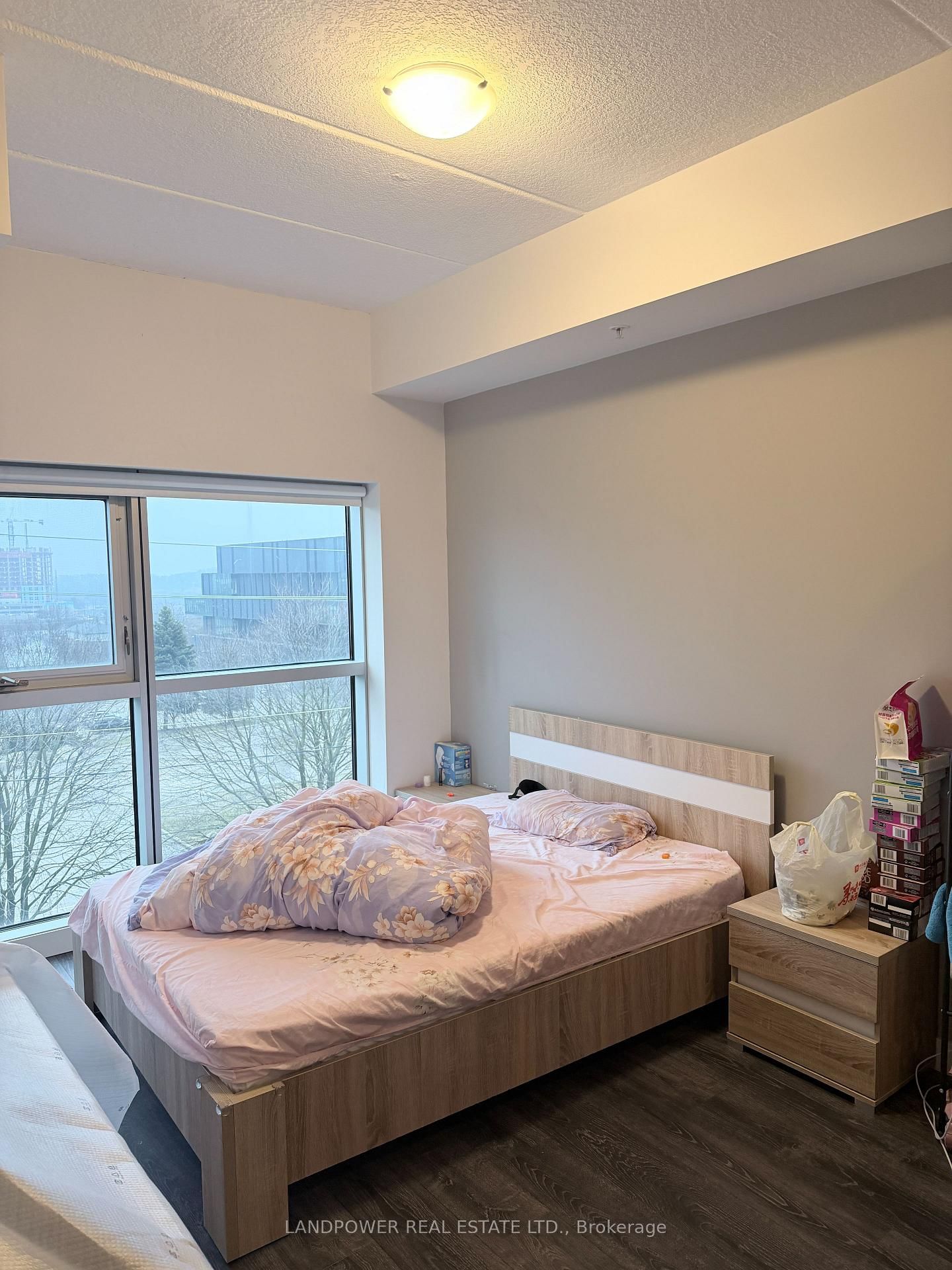 Photo 6 of Unit 502, 251 Hemlock St, Waterloo, Beechwood/University — HOMEH