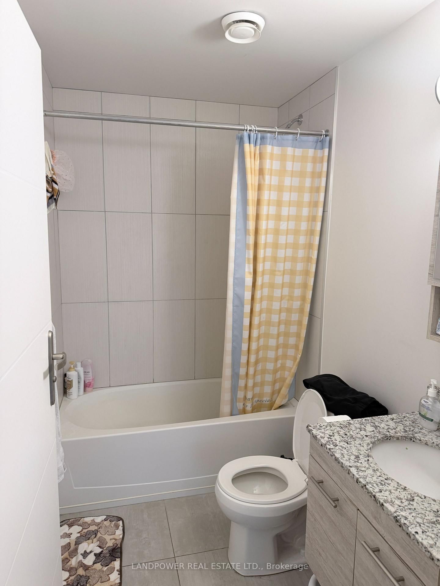 Photo 7 of Unit 502, 251 Hemlock St, Waterloo, Beechwood/University — HOMEH