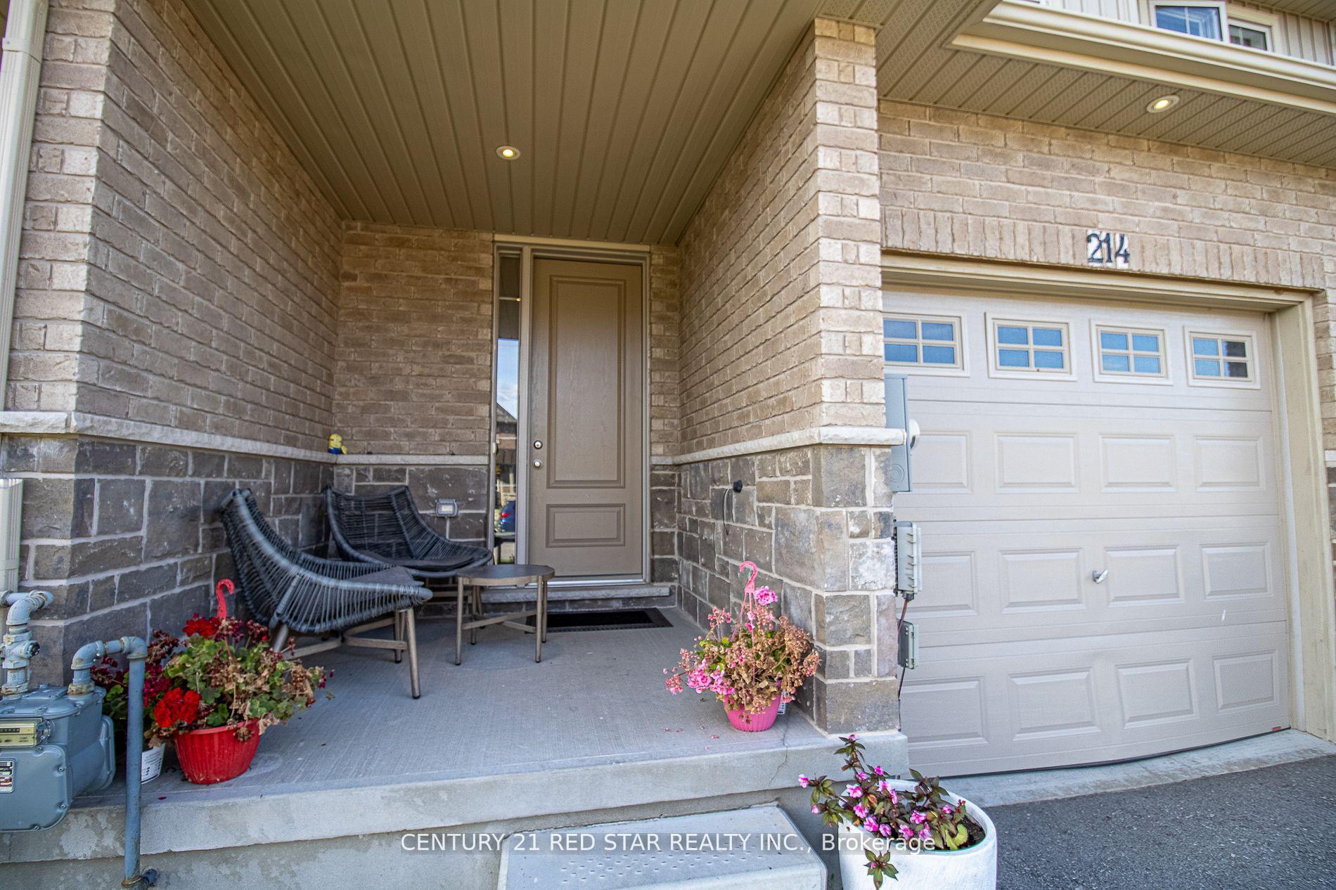 Photo 3 of 214 Poppy Drive E, Guelph, Pineridge/Westminster Woods — HOMEH