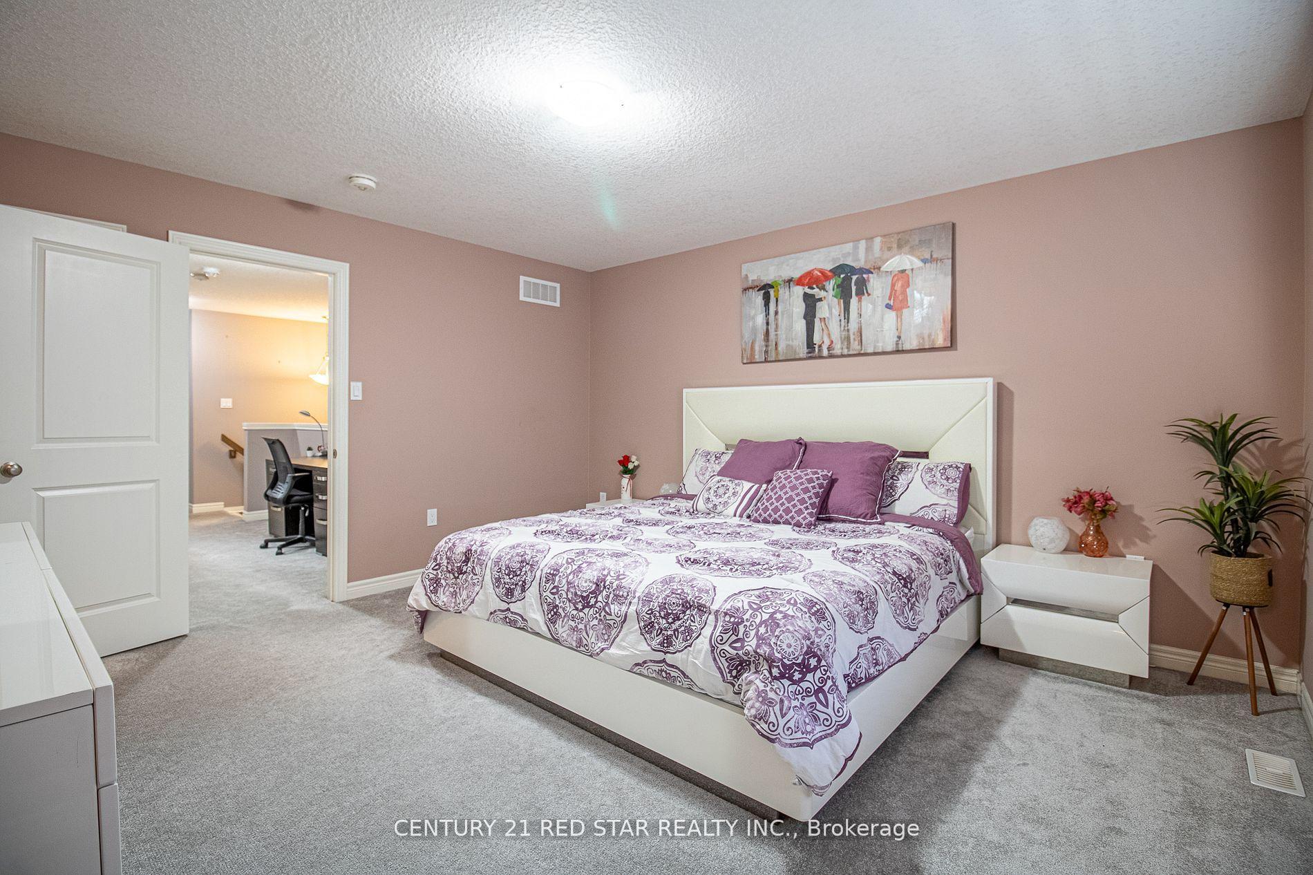 Photo 33 of 214 Poppy Drive E, Guelph, Pineridge/Westminster Woods — HOMEH