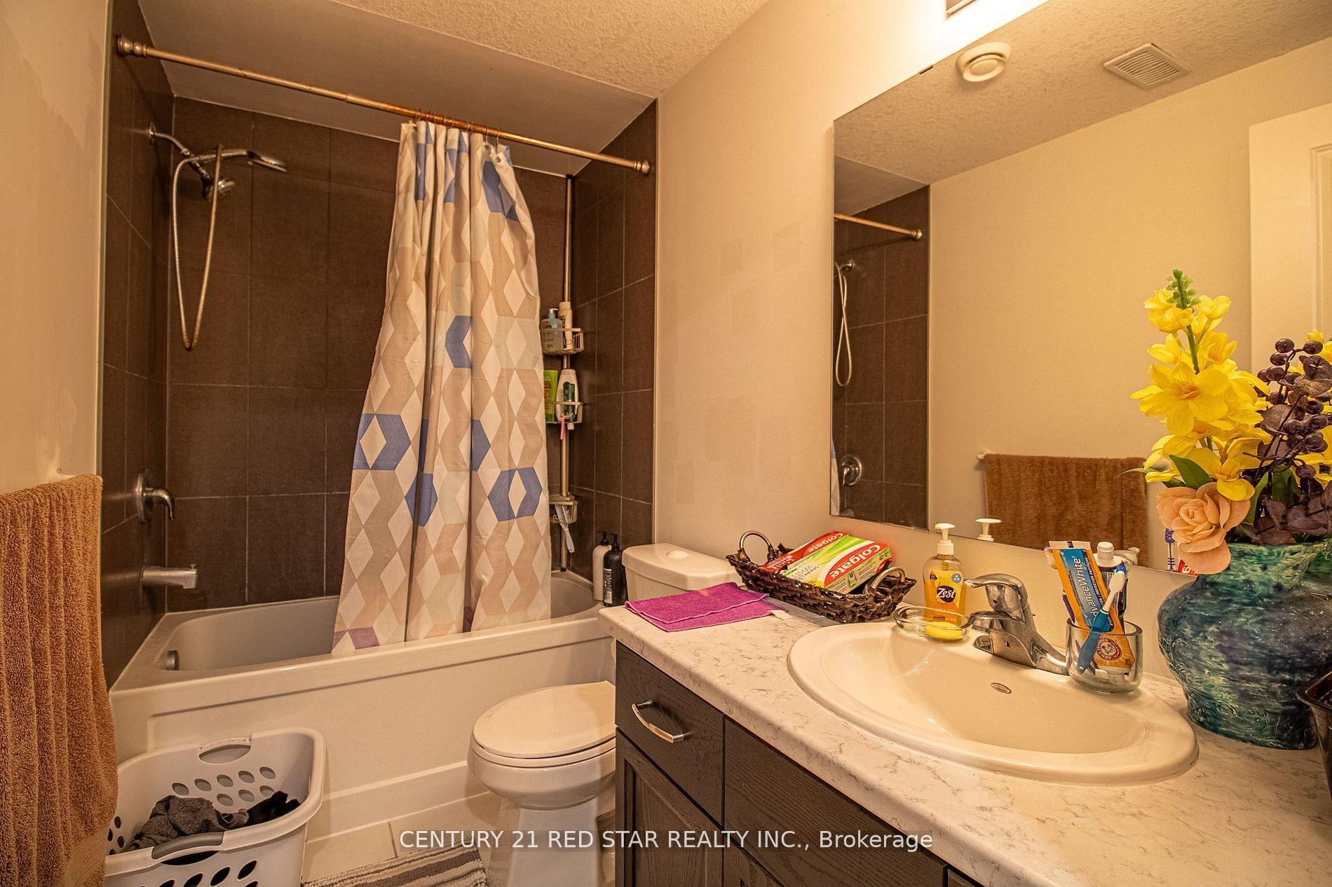 Photo 38 of 214 Poppy Drive E, Guelph, Pineridge/Westminster Woods — HOMEH