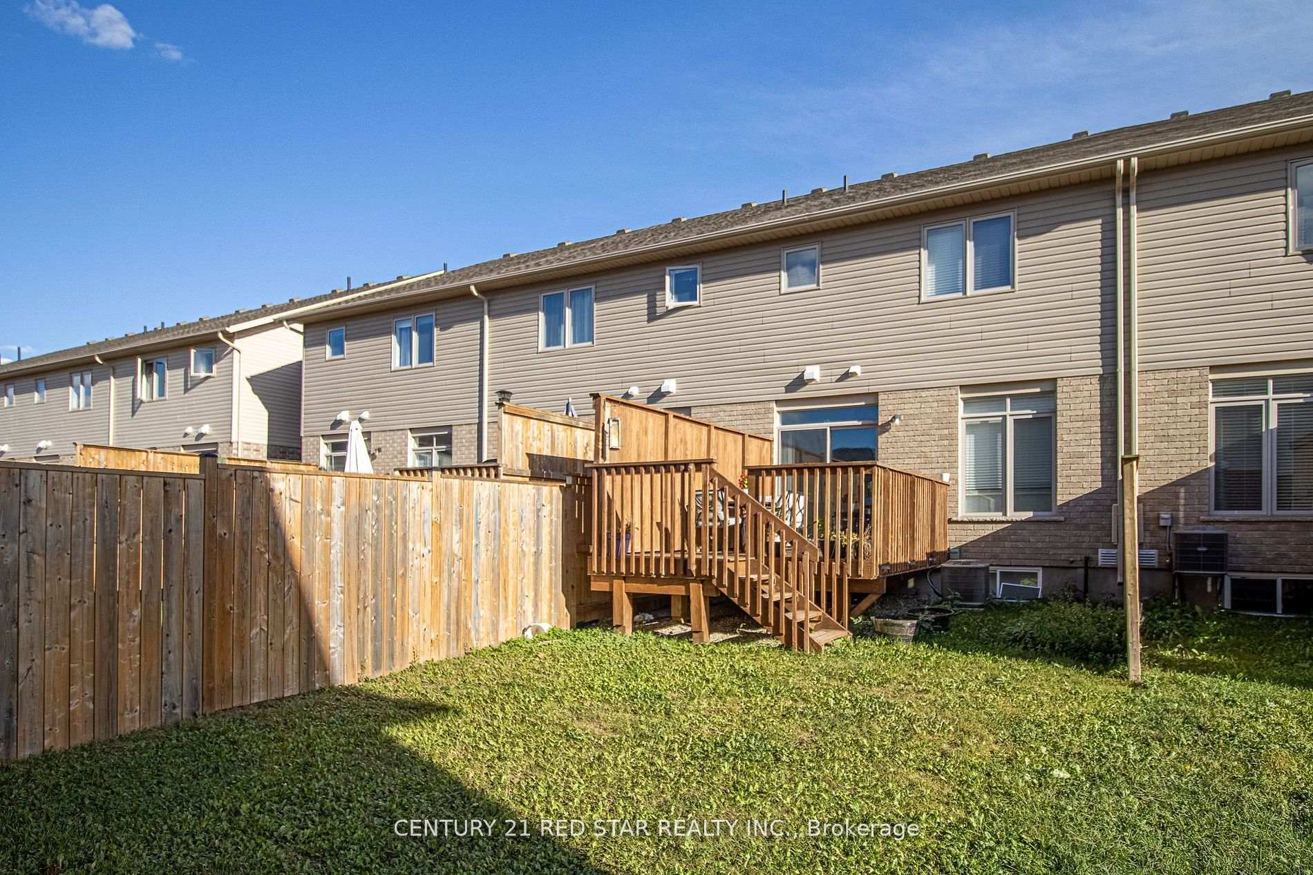 Photo 40 of 214 Poppy Drive E, Guelph, Pineridge/Westminster Woods — HOMEH