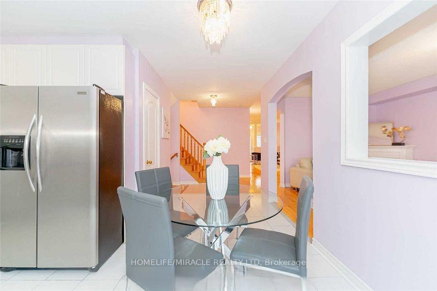 Photo 11 of 26 Savita Road, Brampton, Fletcher's Meadow — HOMEH