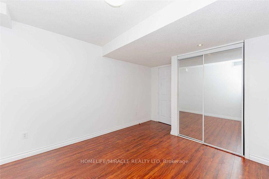 Photo 22 of 26 Savita Road, Brampton, Fletcher's Meadow — HOMEH