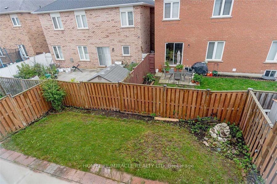 Photo 24 of 26 Savita Road, Brampton, Fletcher's Meadow — HOMEH