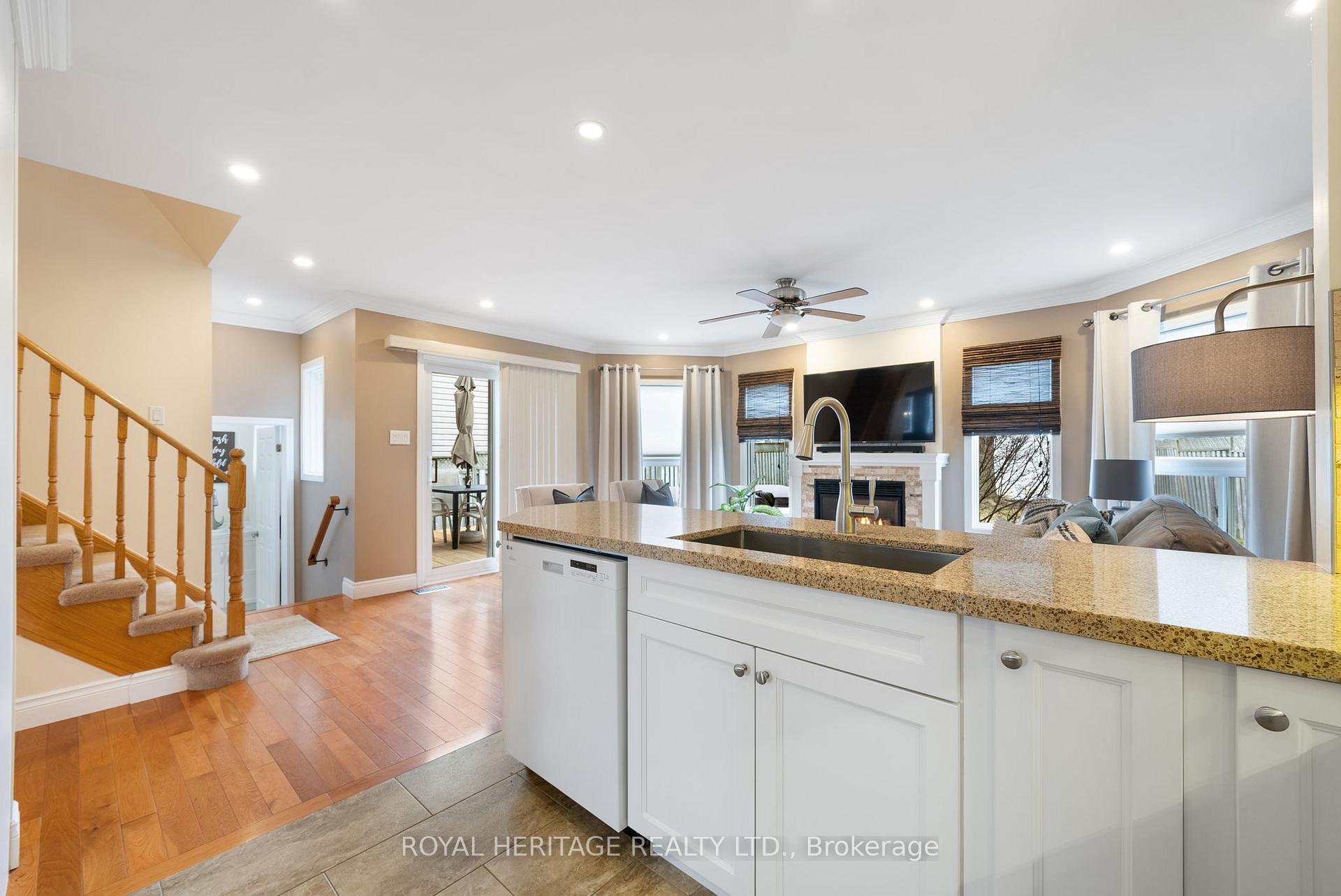Photo 11 of 75 Boswell Drive, Clarington, Bowmanville — HOMEH
