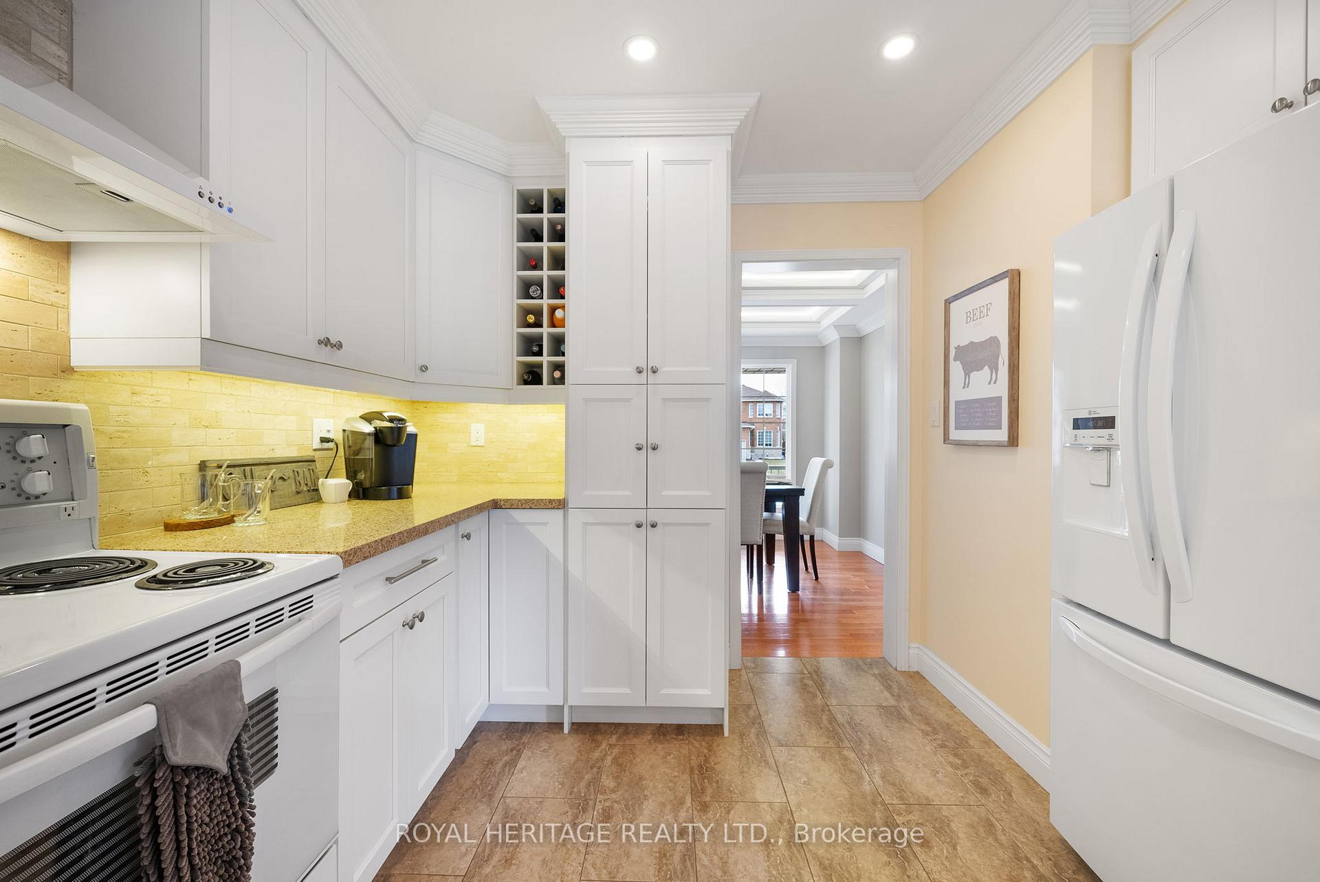 Photo 12 of 75 Boswell Drive, Clarington, Bowmanville — HOMEH