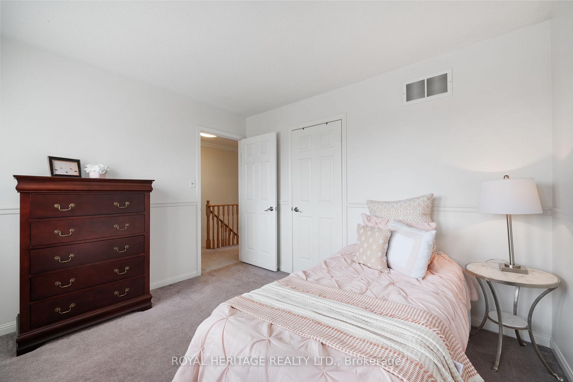 Photo 20 of 75 Boswell Drive, Clarington, Bowmanville — HOMEH
