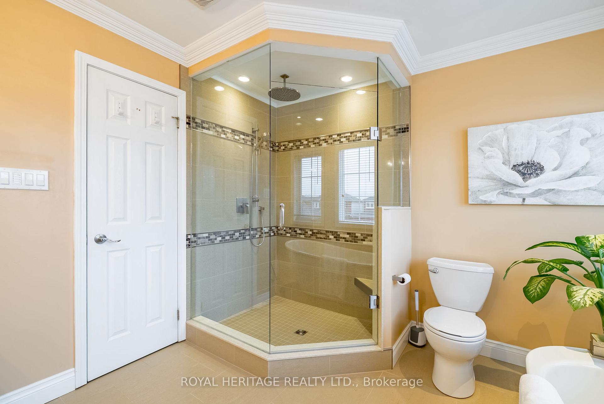 Photo 23 of 75 Boswell Drive, Clarington, Bowmanville — HOMEH