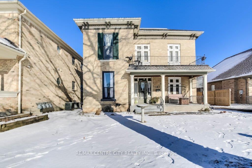 Front of 187 Talbot Street W