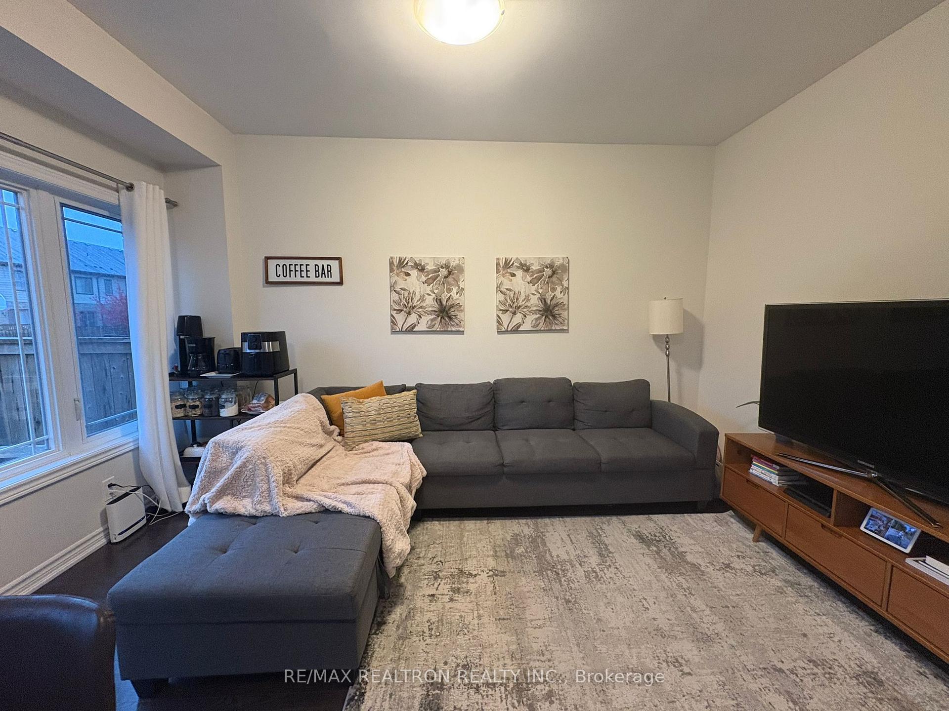 Photo 6 of 24 Deneb Street, Barrie, Ardagh — HOMEH