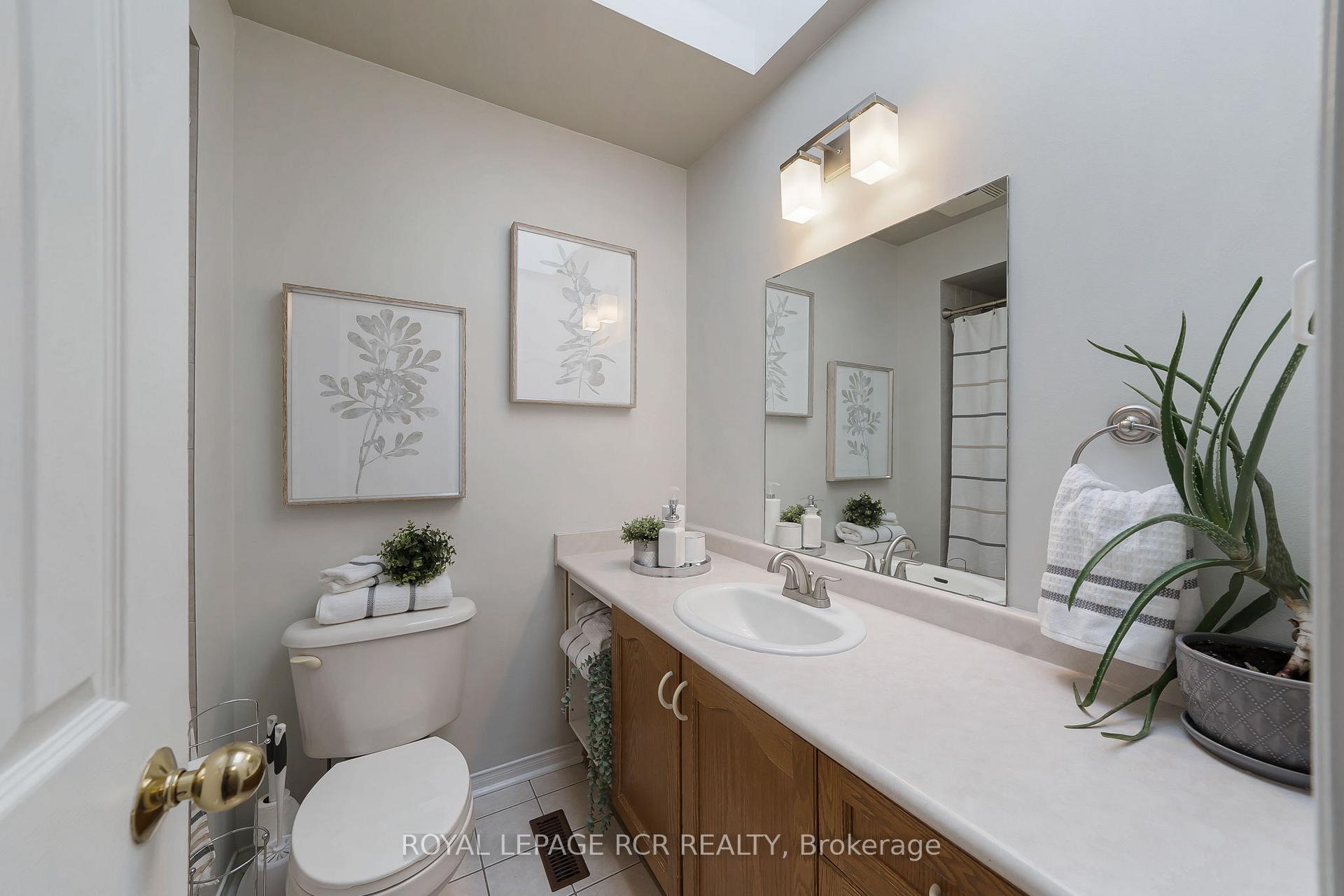 Photo 21 of 160 Landsbridge Street, Caledon, Bolton East — HOMEH