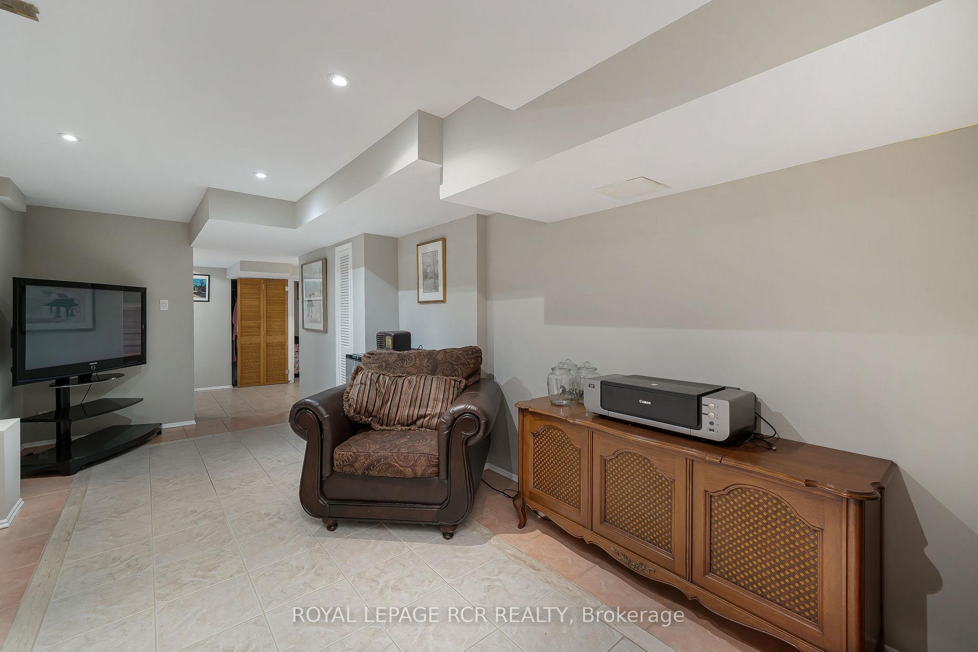 Photo 26 of 160 Landsbridge Street, Caledon, Bolton East — HOMEH