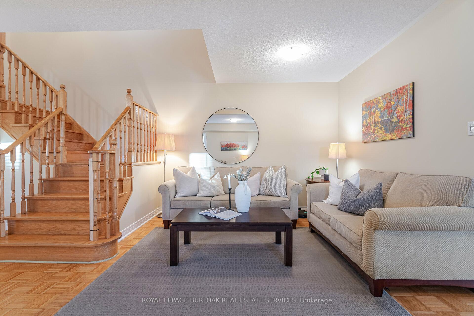 Photo 6 of 39 Coolspring Crescent, Caledon, Bolton East — HOMEH
