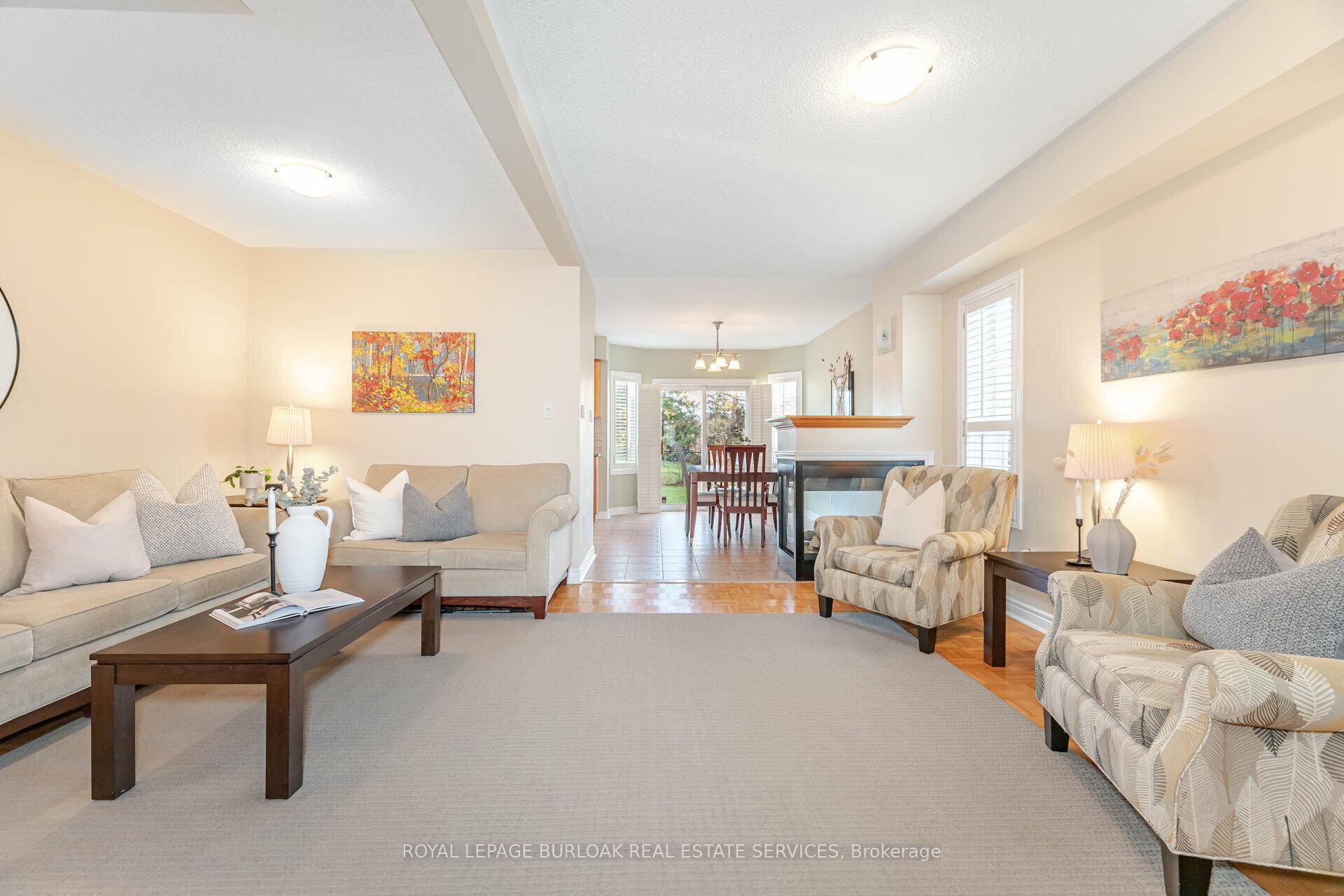 Photo 9 of 39 Coolspring Crescent, Caledon, Bolton East — HOMEH