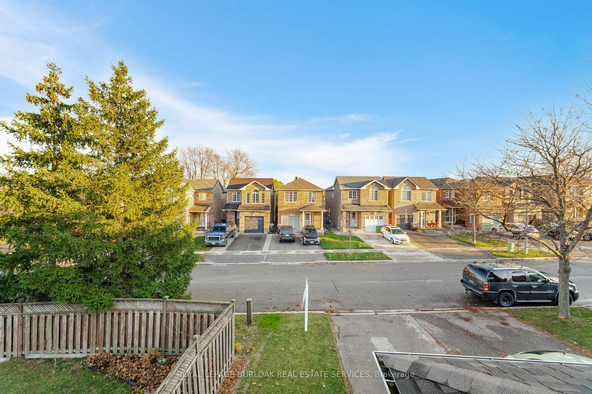 Photo 29 of 39 Coolspring Crescent, Caledon, Bolton East — HOMEH