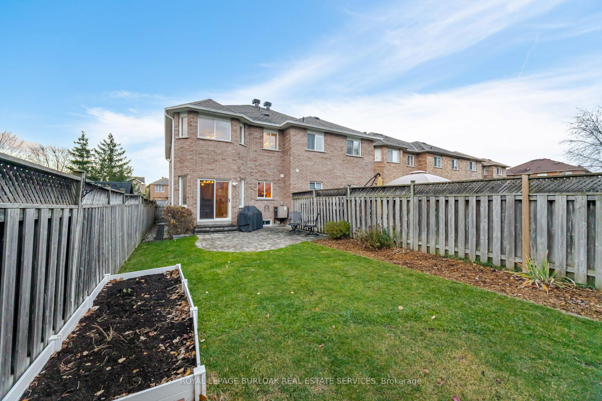 Photo 38 of 39 Coolspring Crescent, Caledon, Bolton East — HOMEH