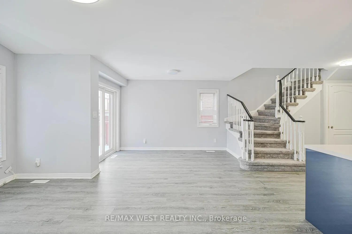 Photo 14 of 46 Woodhaven Drive, Brampton, Fletcher's Meadow — HOMEH