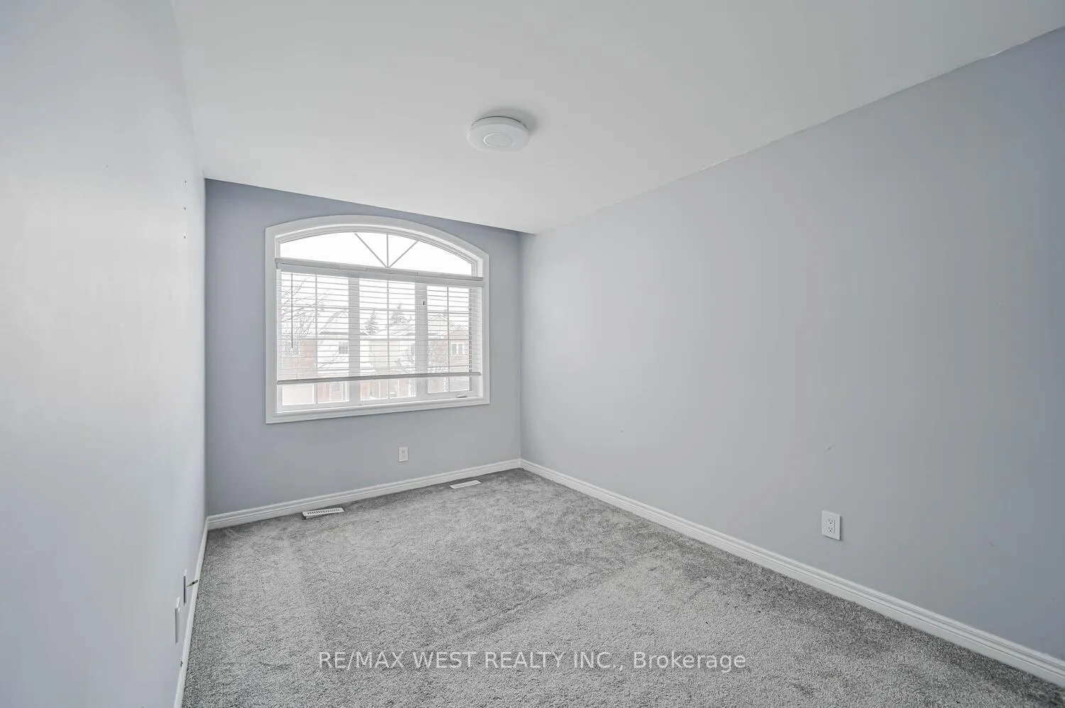Photo 44 of 46 Woodhaven Drive, Brampton, Fletcher's Meadow — HOMEH