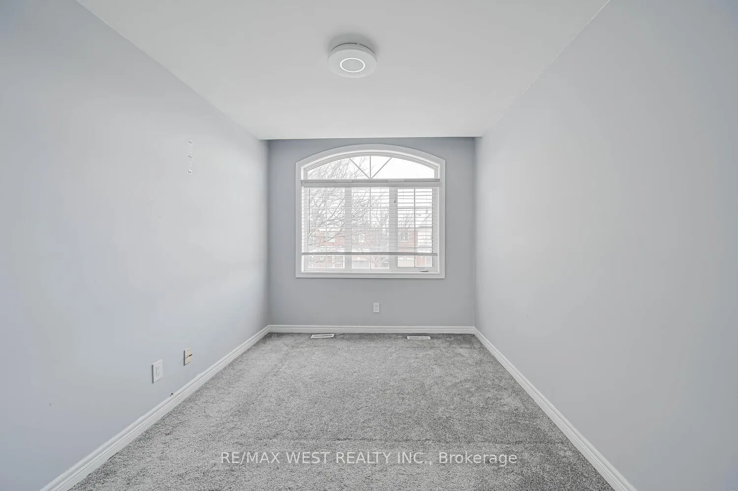 Photo 47 of 46 Woodhaven Drive, Brampton, Fletcher's Meadow — HOMEH