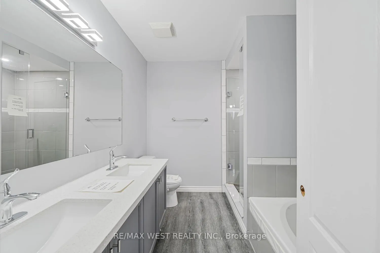 Photo 49 of 46 Woodhaven Drive, Brampton, Fletcher's Meadow — HOMEH