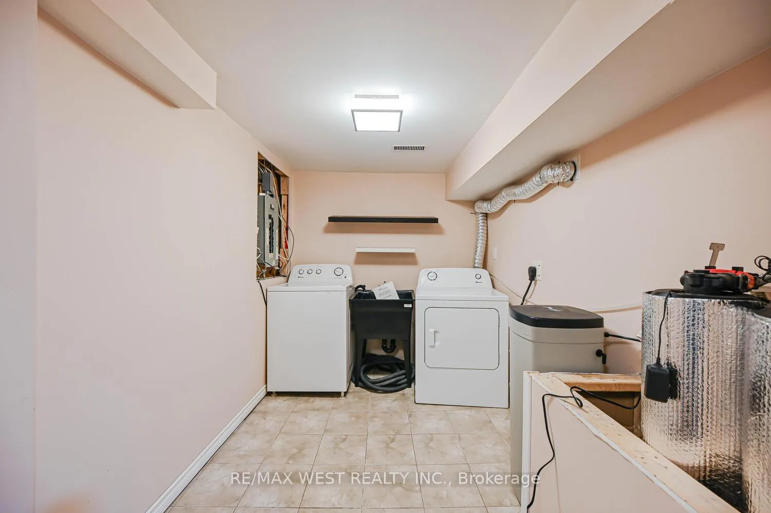 Photo 81 of 46 Woodhaven Drive, Brampton, Fletcher's Meadow — HOMEH
