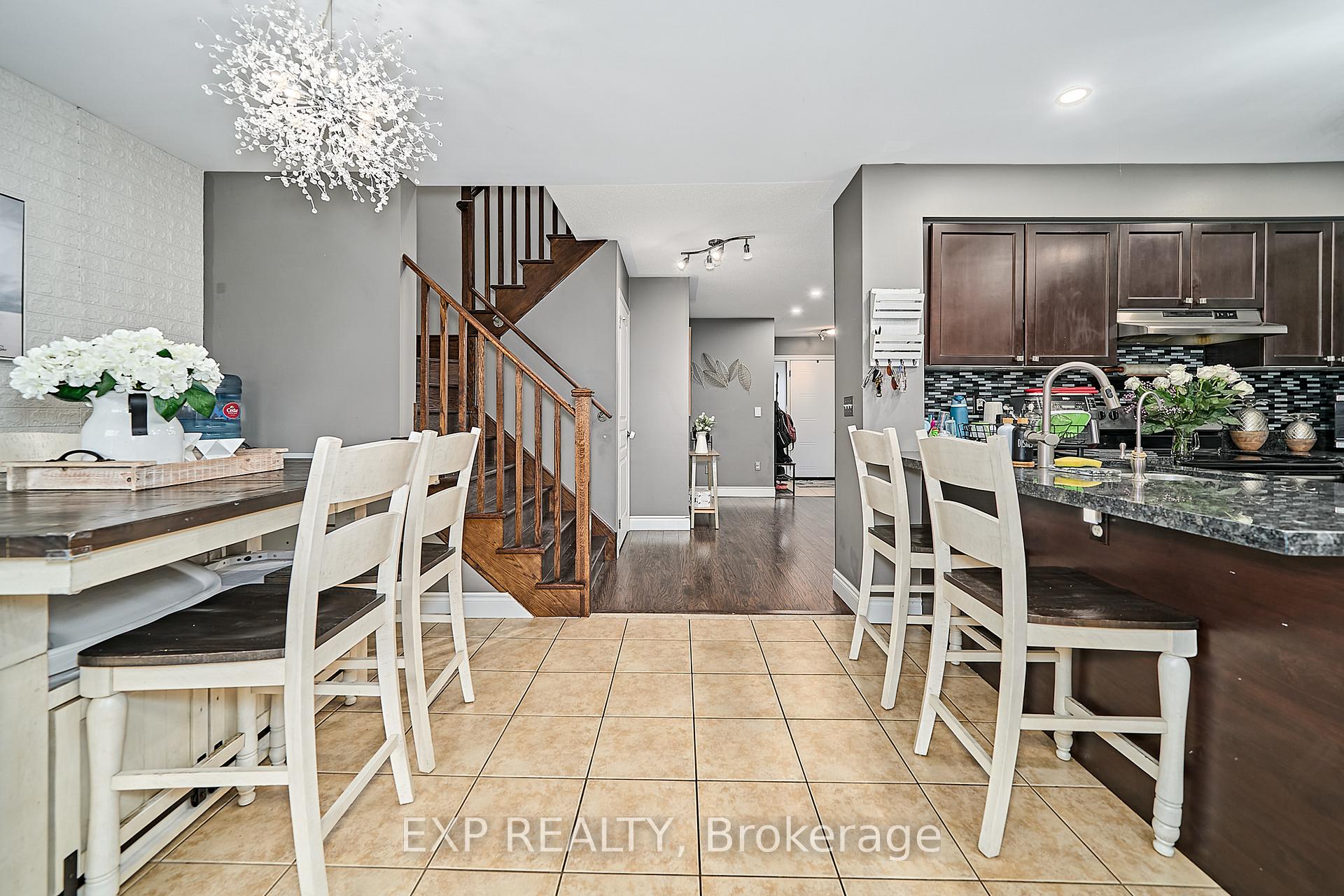 Photo 11 of 27 Darryl Caswell Way, Clarington, Bowmanville — HOMEH