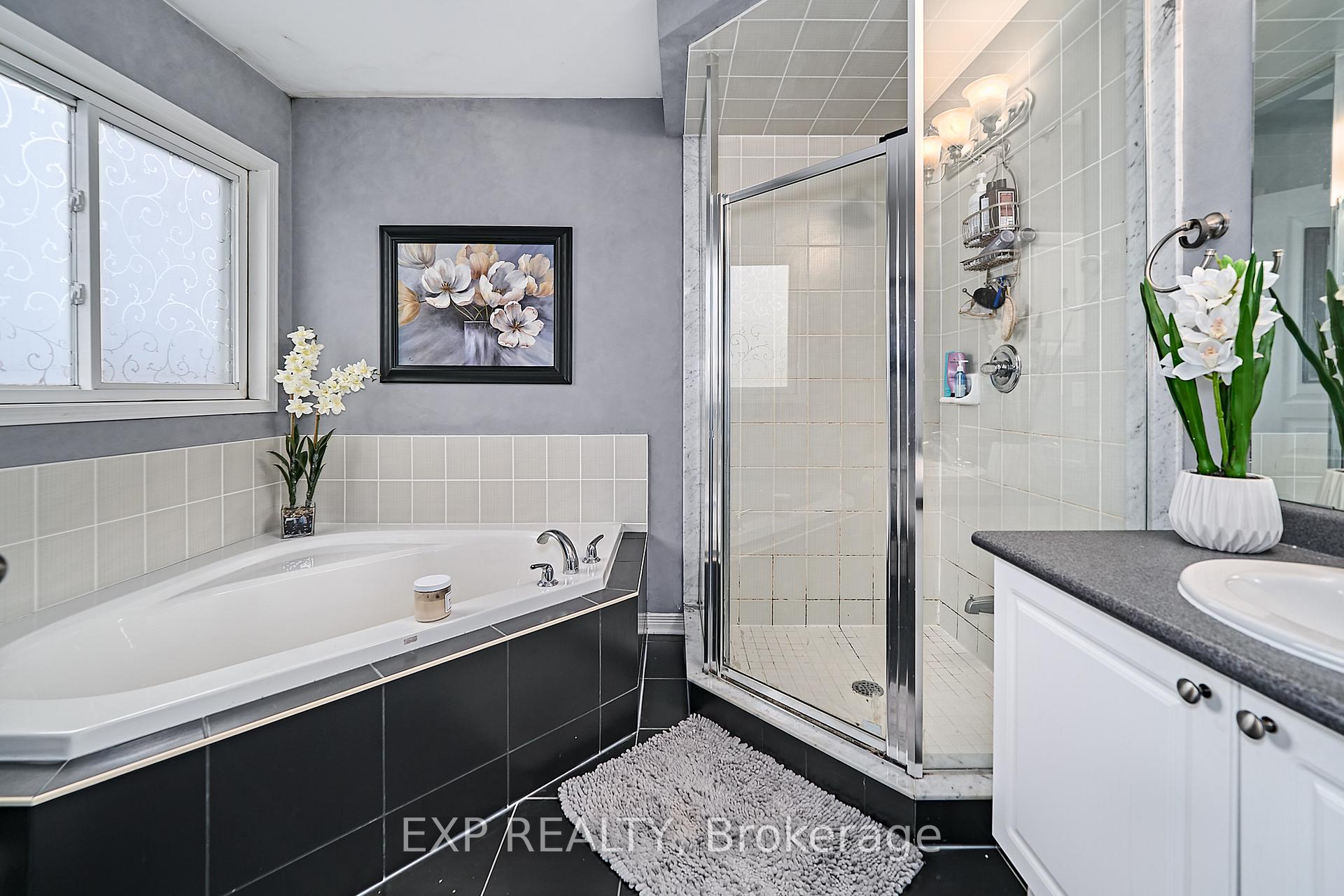 Photo 25 of 27 Darryl Caswell Way, Clarington, Bowmanville — HOMEH