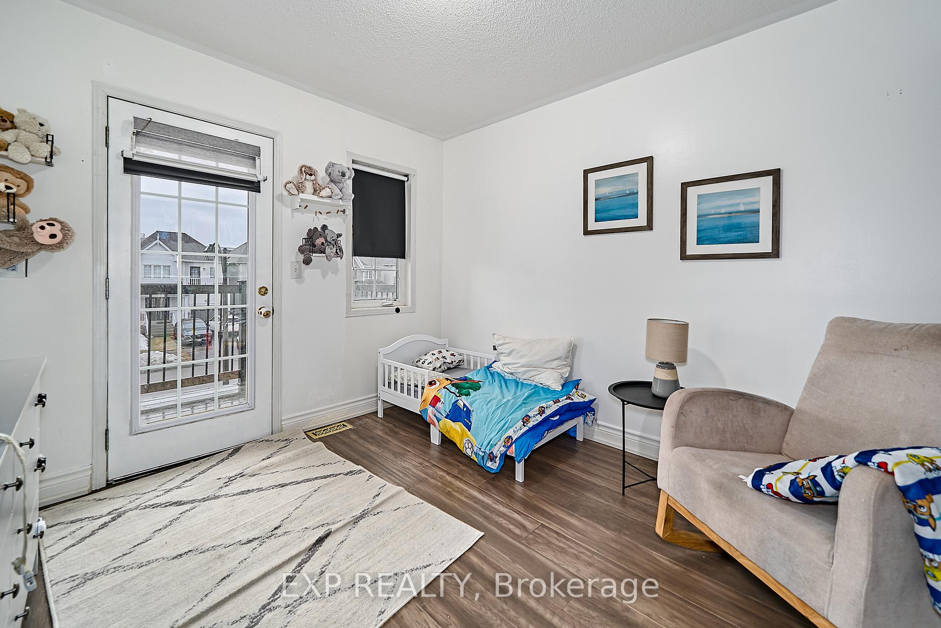 Photo 28 of 27 Darryl Caswell Way, Clarington, Bowmanville — HOMEH