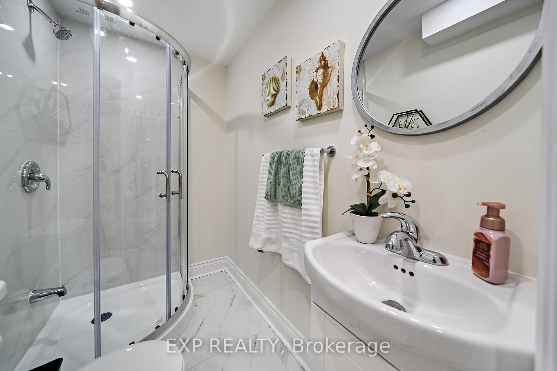 Photo 39 of 27 Darryl Caswell Way, Clarington, Bowmanville — HOMEH