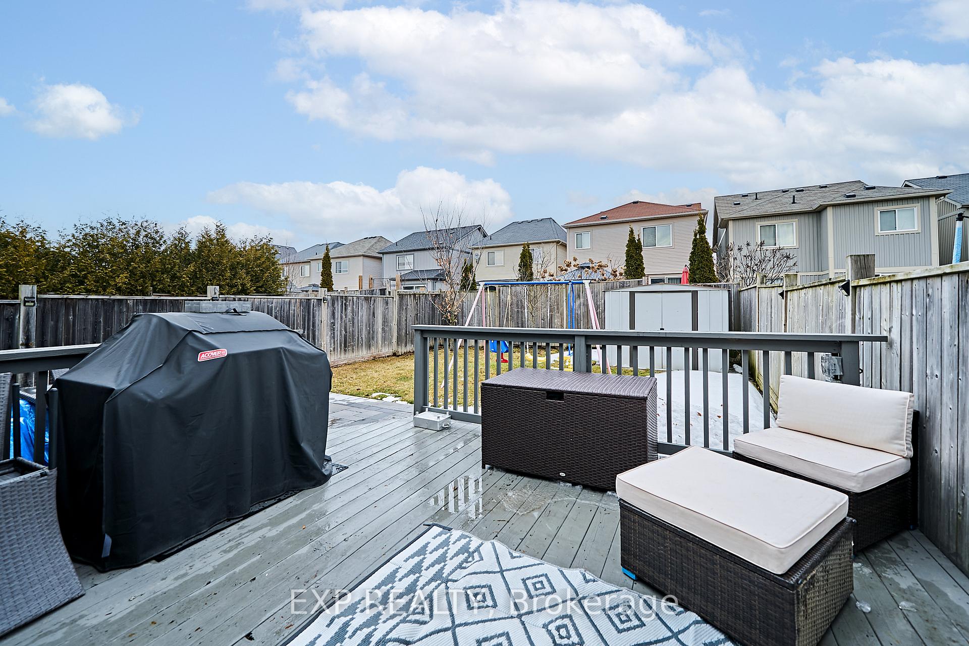 Photo 41 of 27 Darryl Caswell Way, Clarington, Bowmanville — HOMEH
