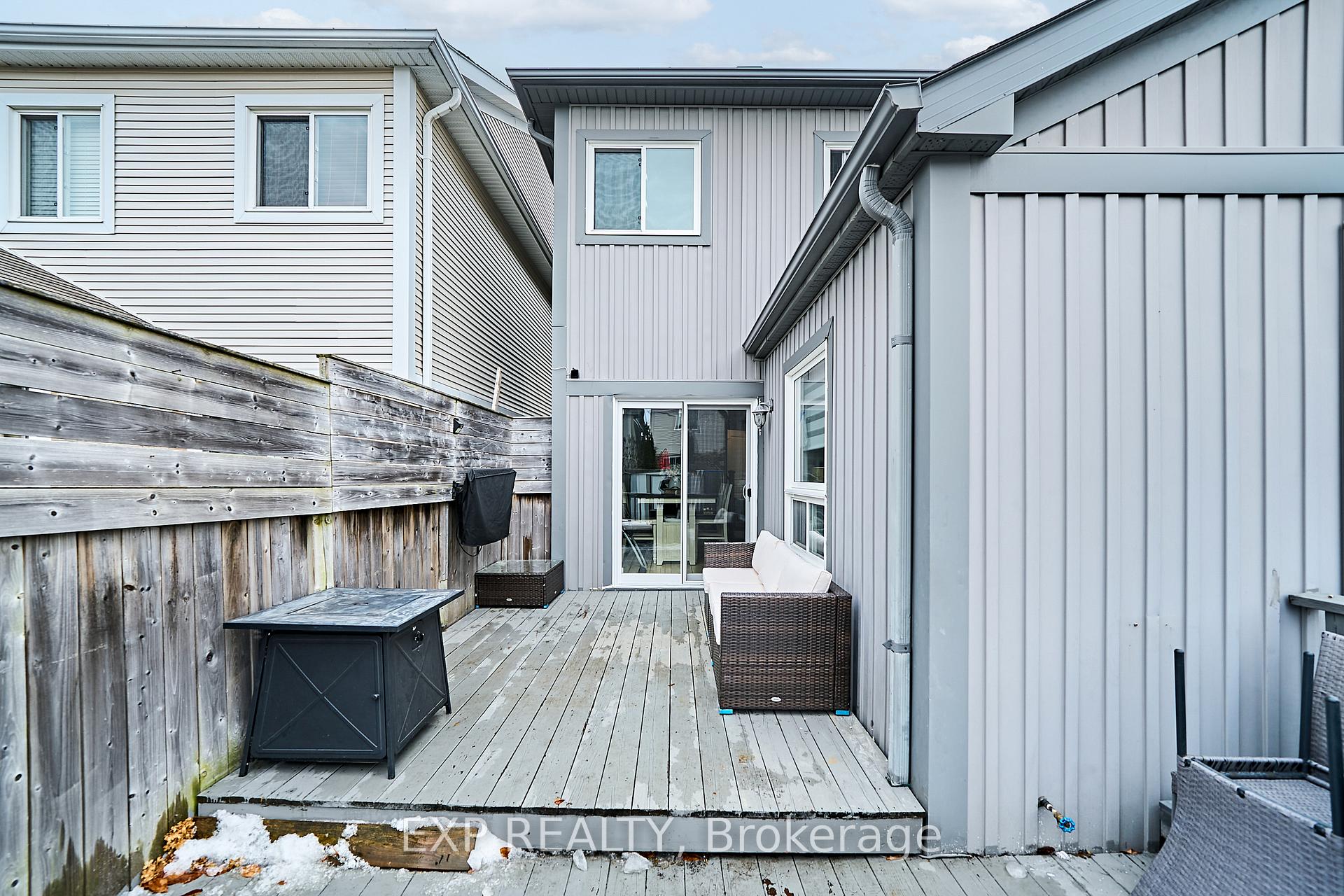 Photo 43 of 27 Darryl Caswell Way, Clarington, Bowmanville — HOMEH