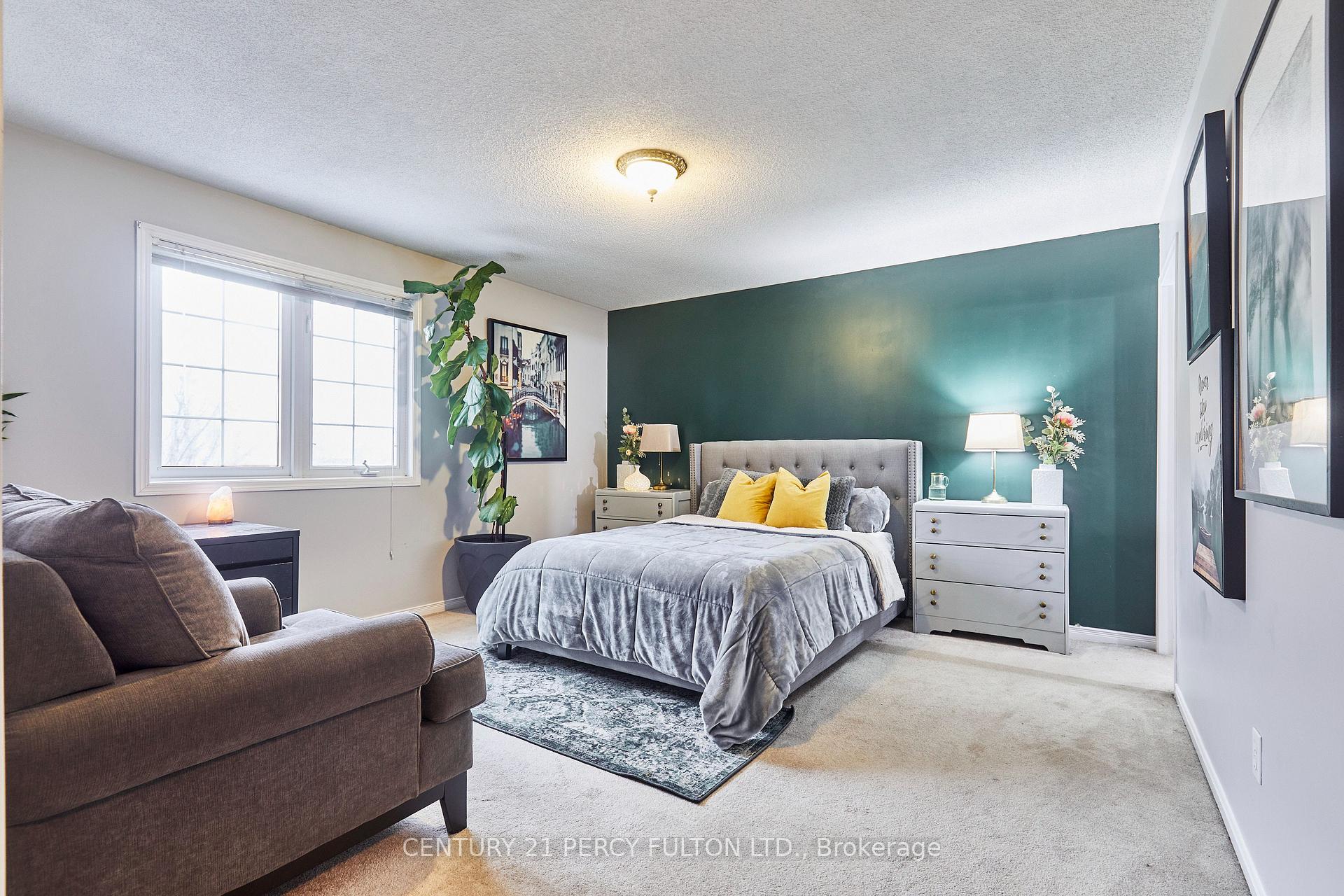 Photo 22 of 70 Wade Square, Clarington, Courtice — HOMEH