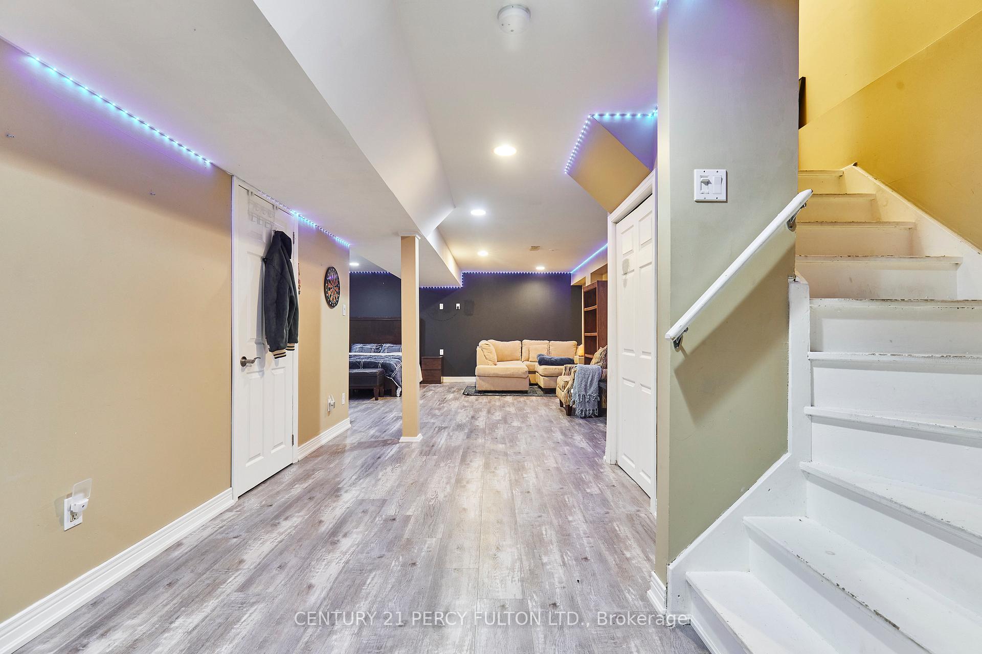 Photo 28 of 70 Wade Square, Clarington, Courtice — HOMEH