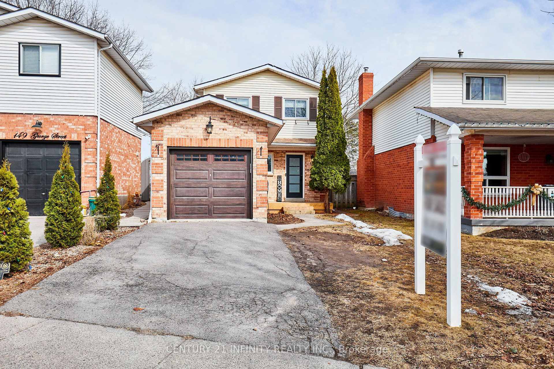 Photo 1 of 147 George Street E, Clarington, Newcastle — HOMEH
