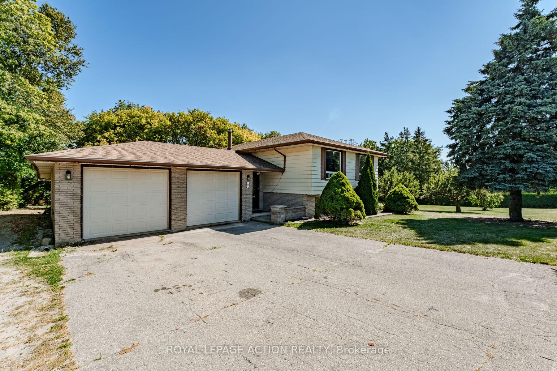 Photo 1 of 9 Bannister Street, Brant, Oakland — HOMEH